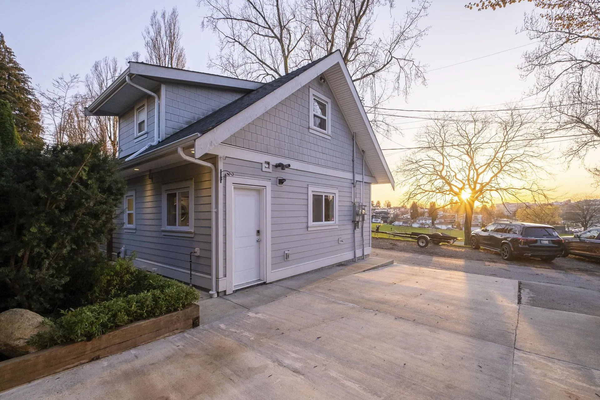 3217 Matapan Crescent