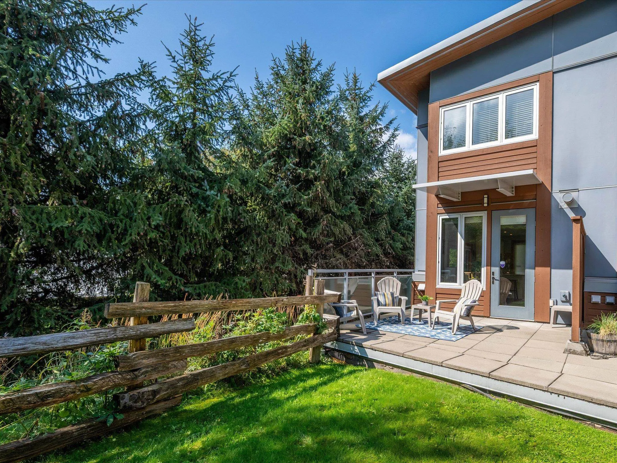 1 2007 Karen Crescent