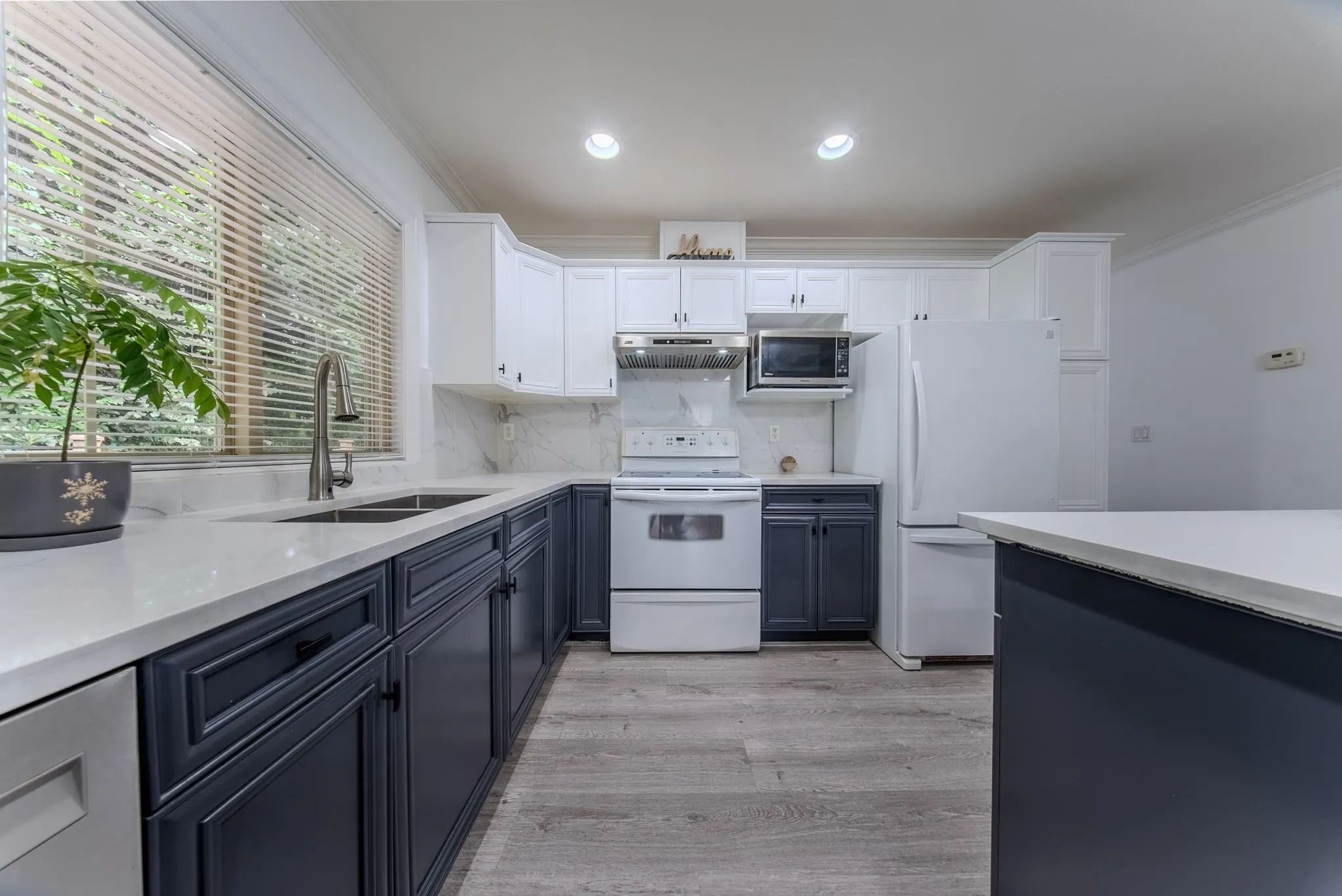 68 6887 Sheffield Way