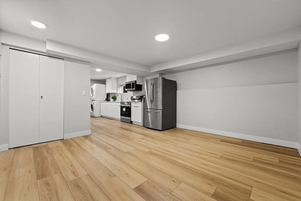 3055 Rothbury Place