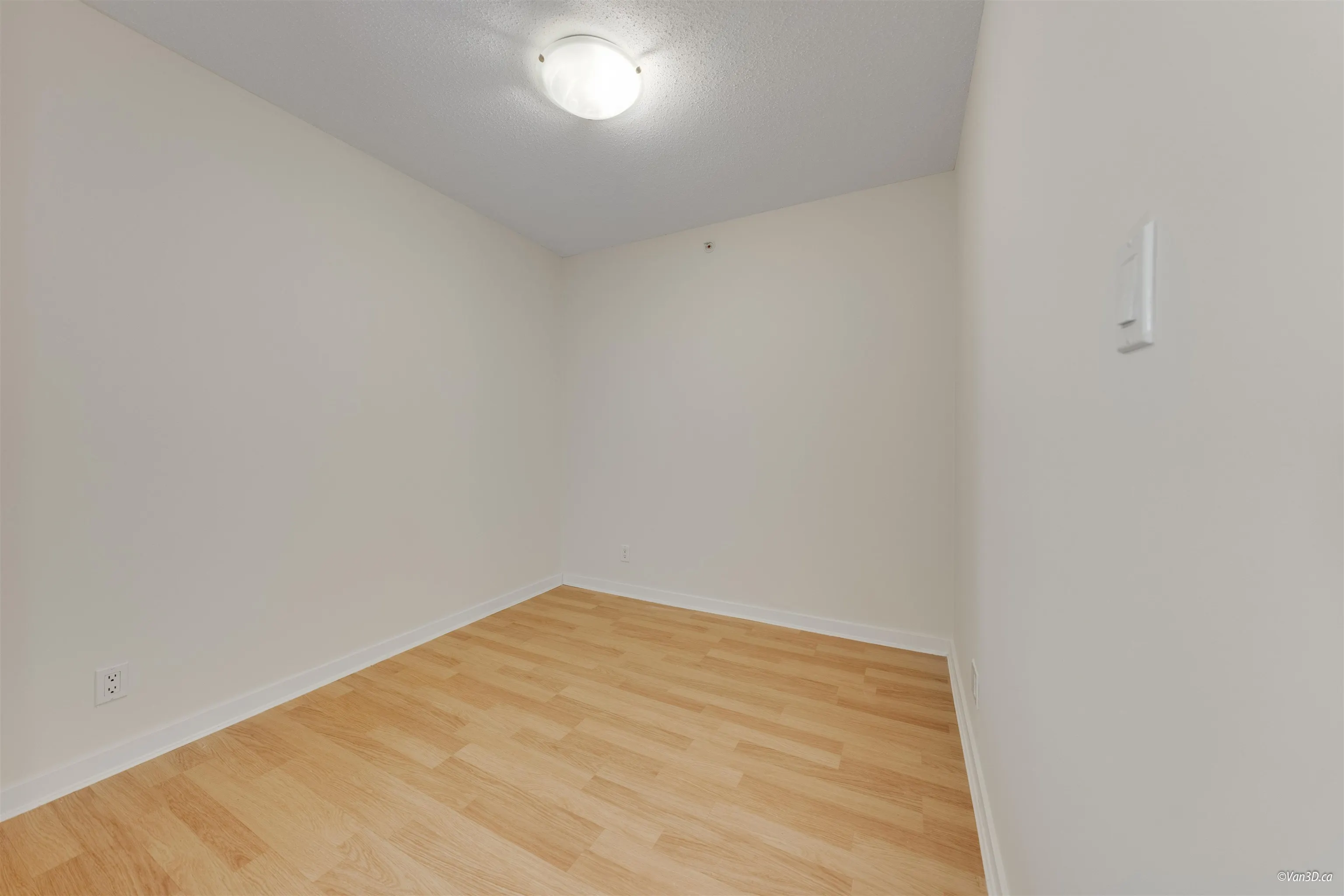 3102 1178 Heffley Crescent