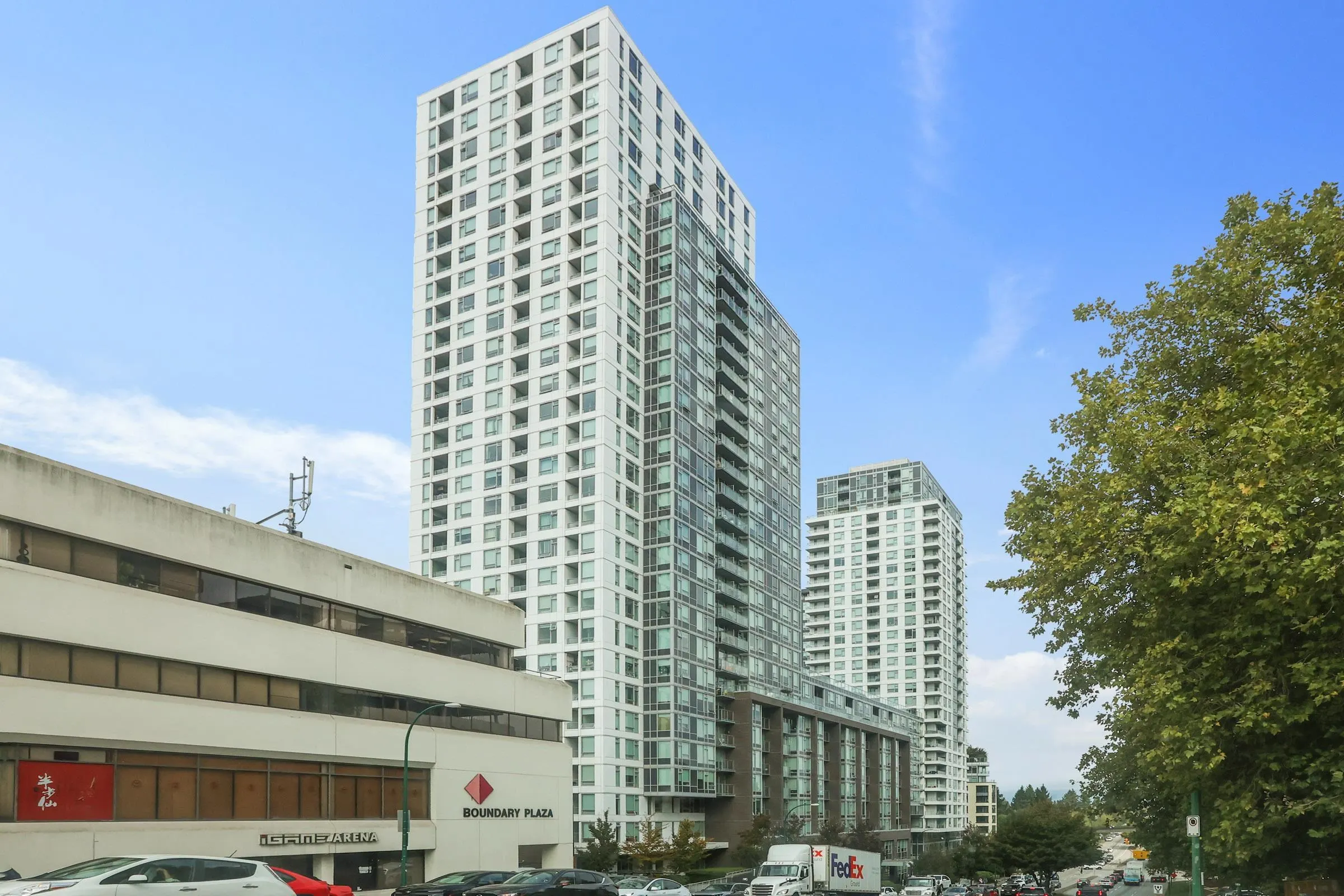 516 5665 Boundary Road
