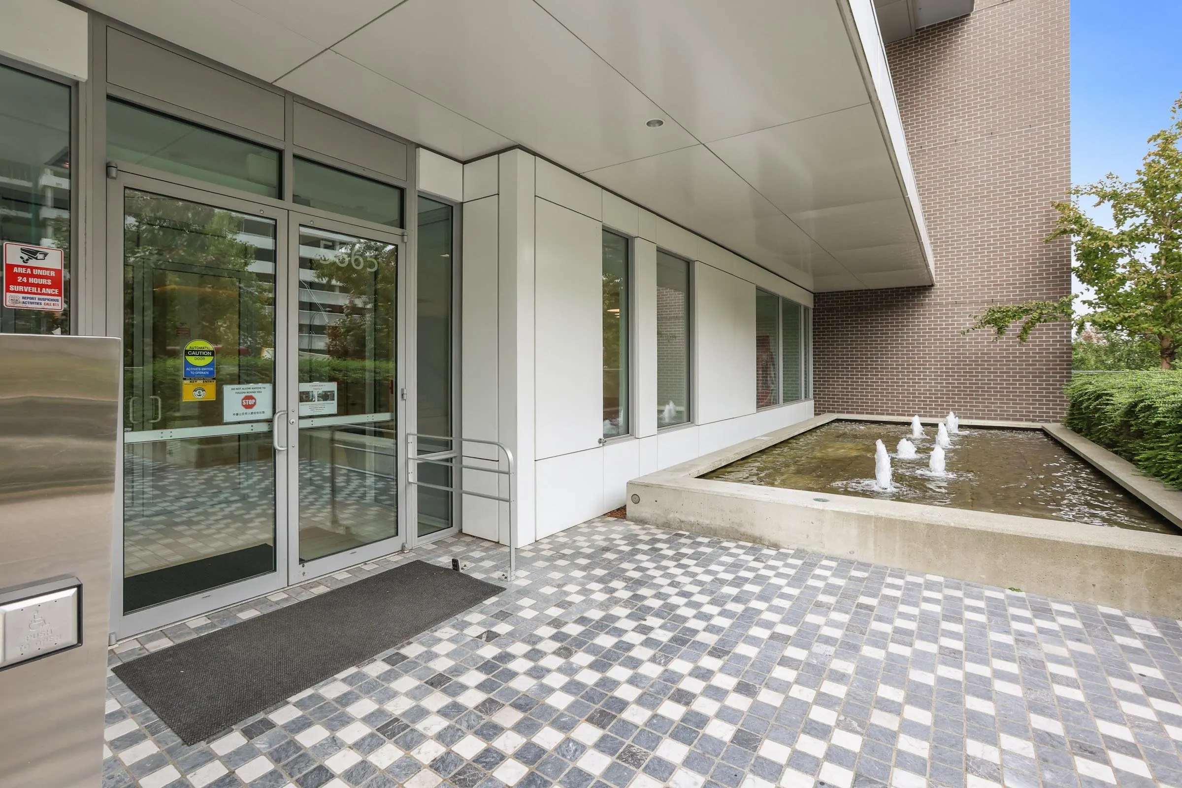 516 5665 Boundary Road