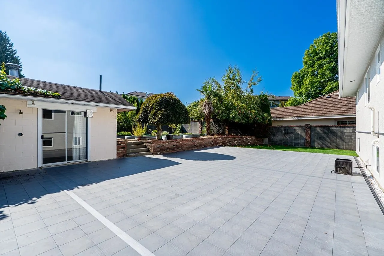 9152 Klenner Drive