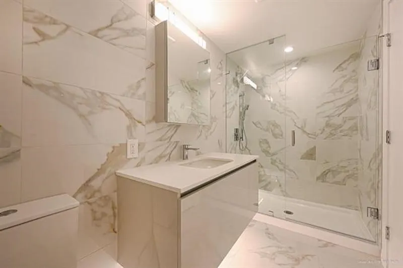 1609 5788 Gilbert Road