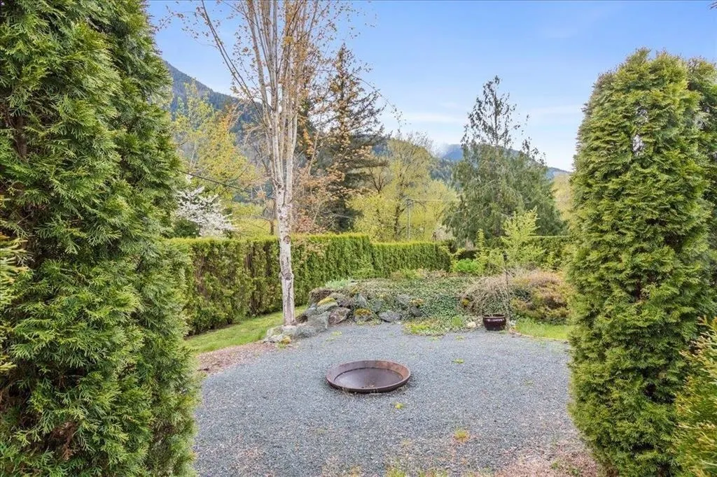 4320 Estate Drive