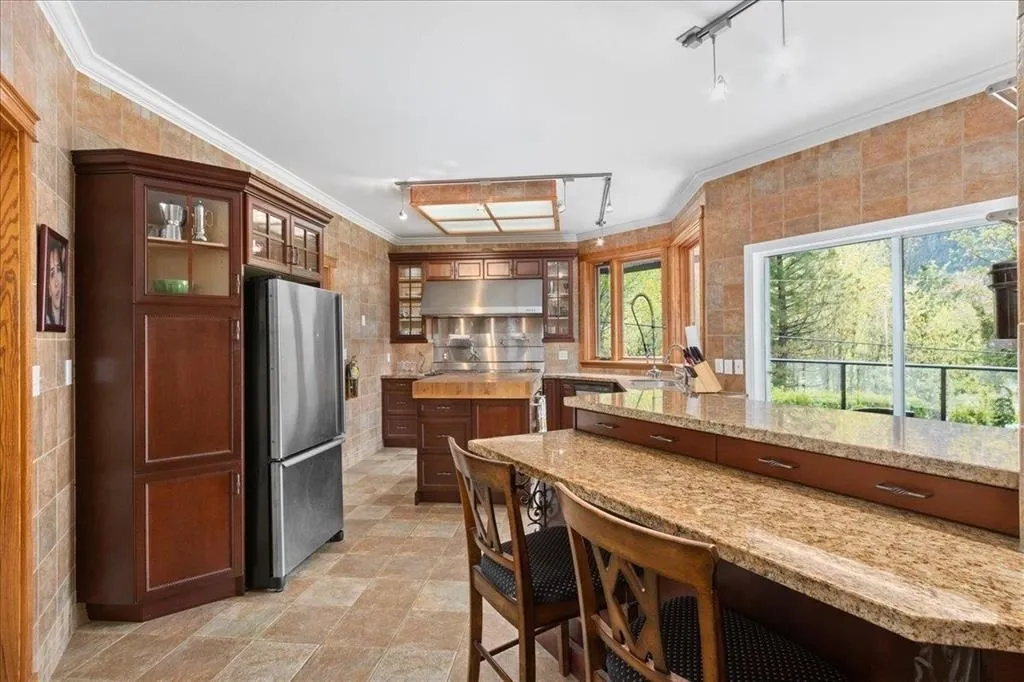 4320 Estate Drive