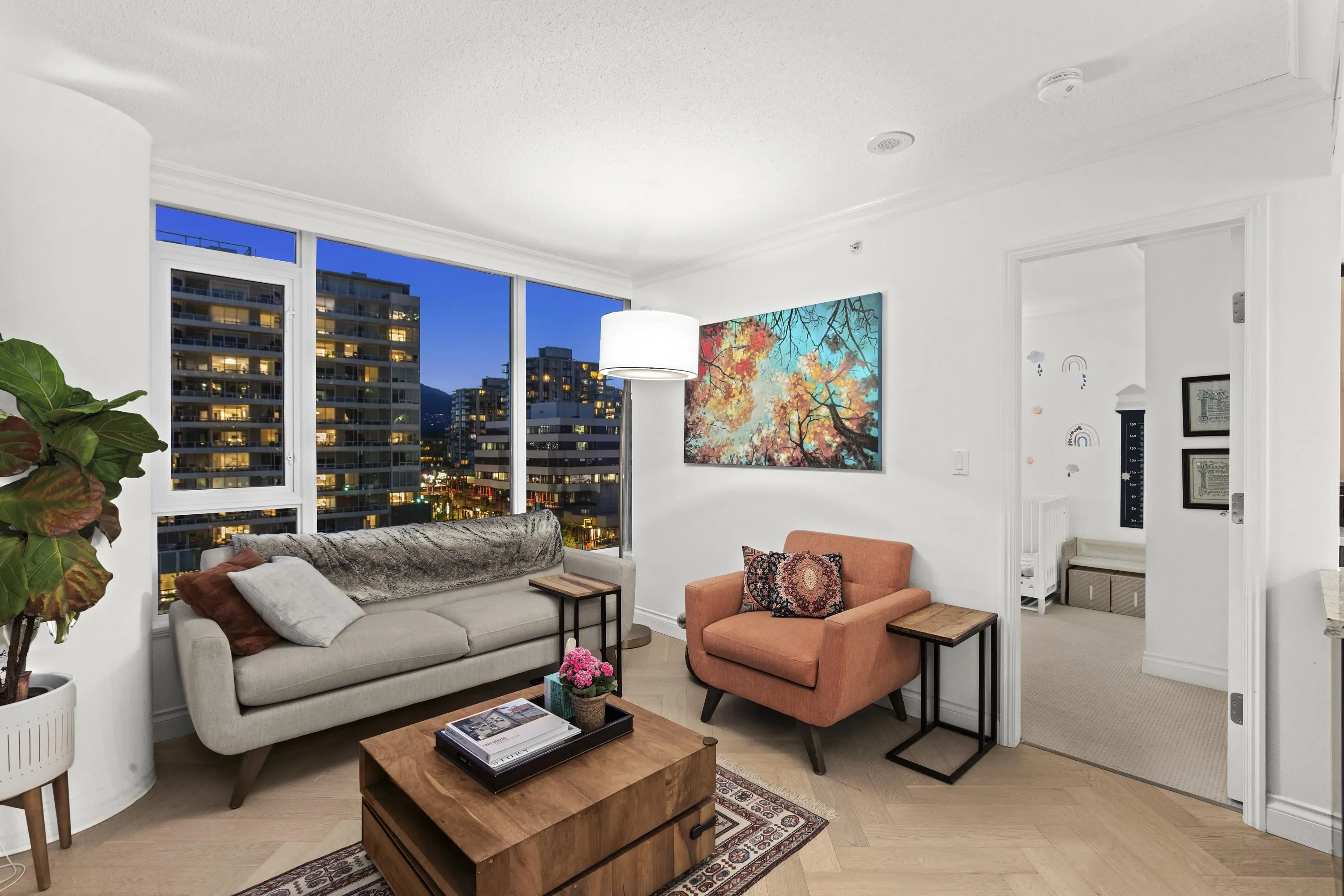 602 133 E Esplanade