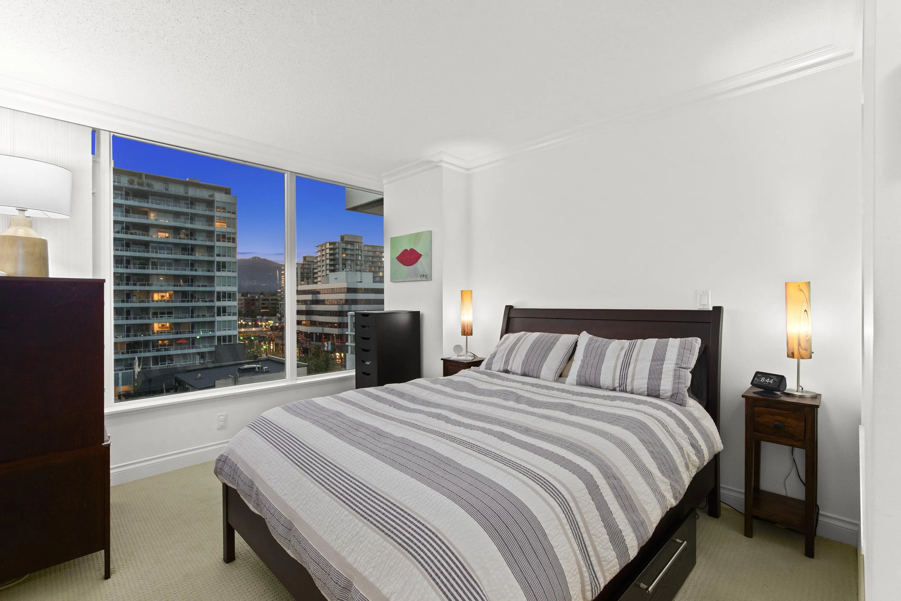 602 133 E Esplanade