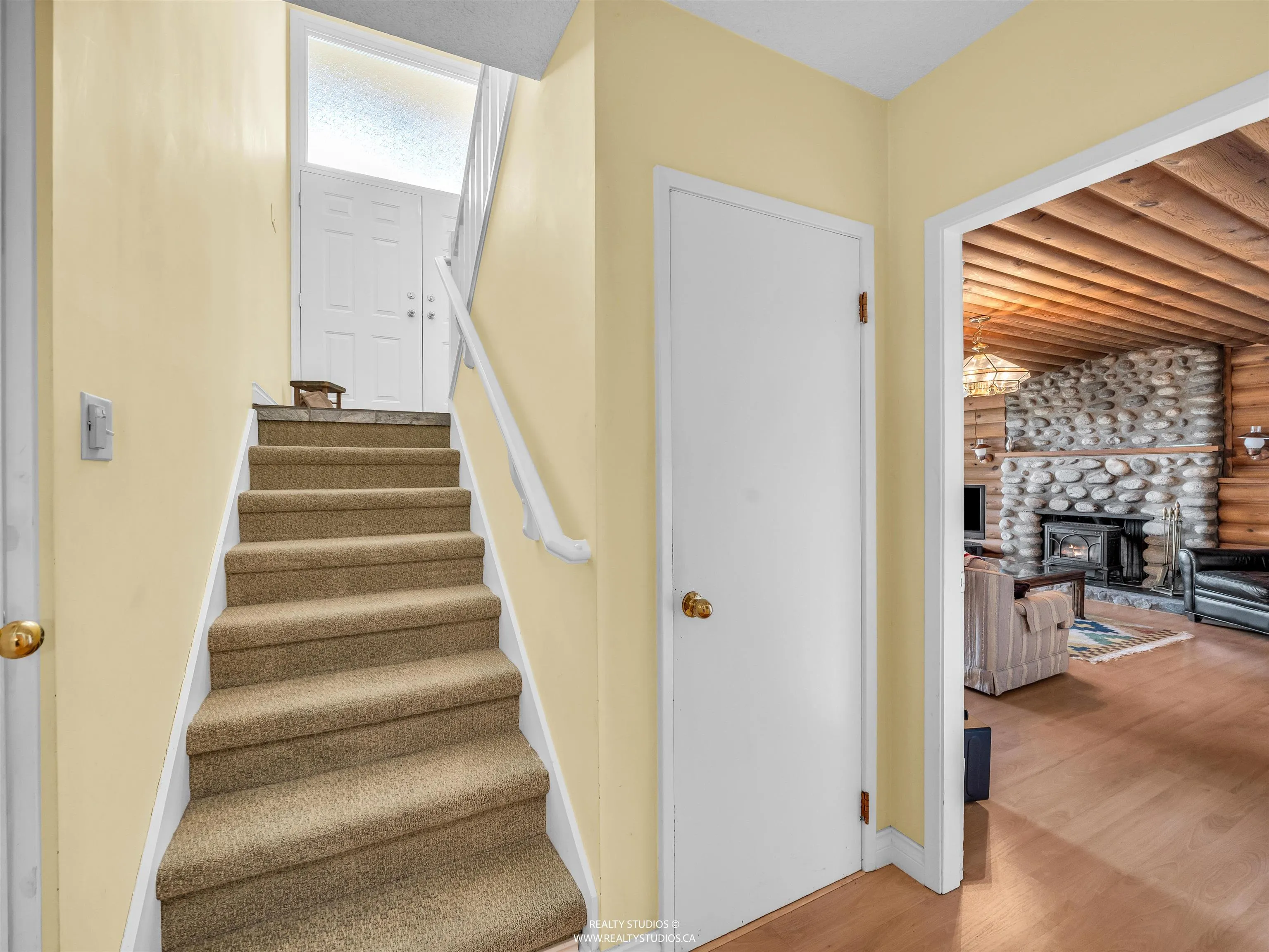 1202 Bracknell Crescent