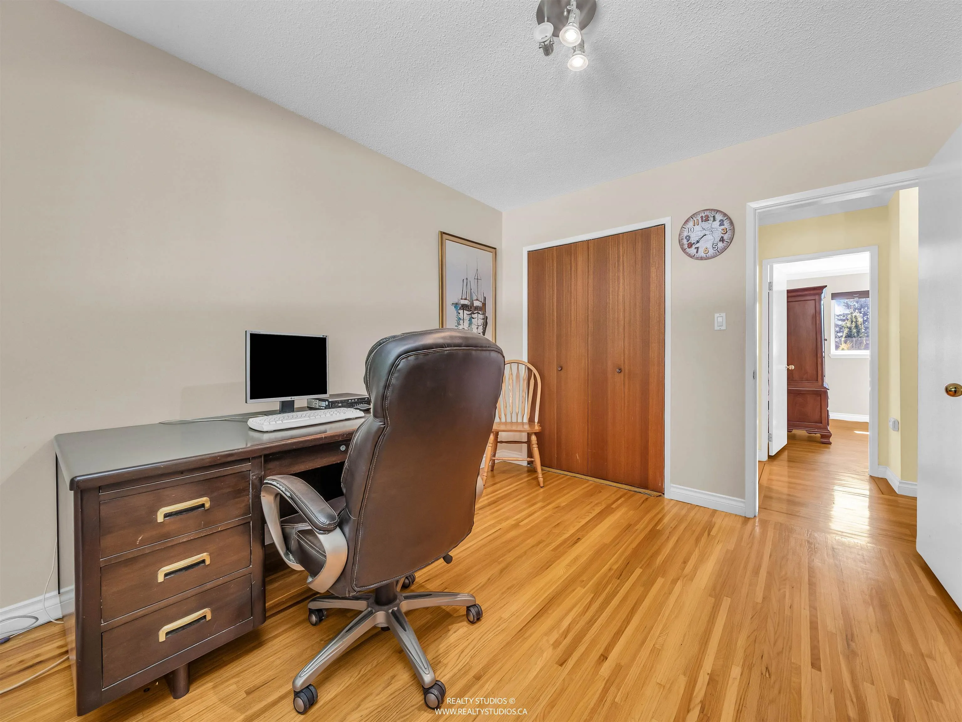 1202 Bracknell Crescent
