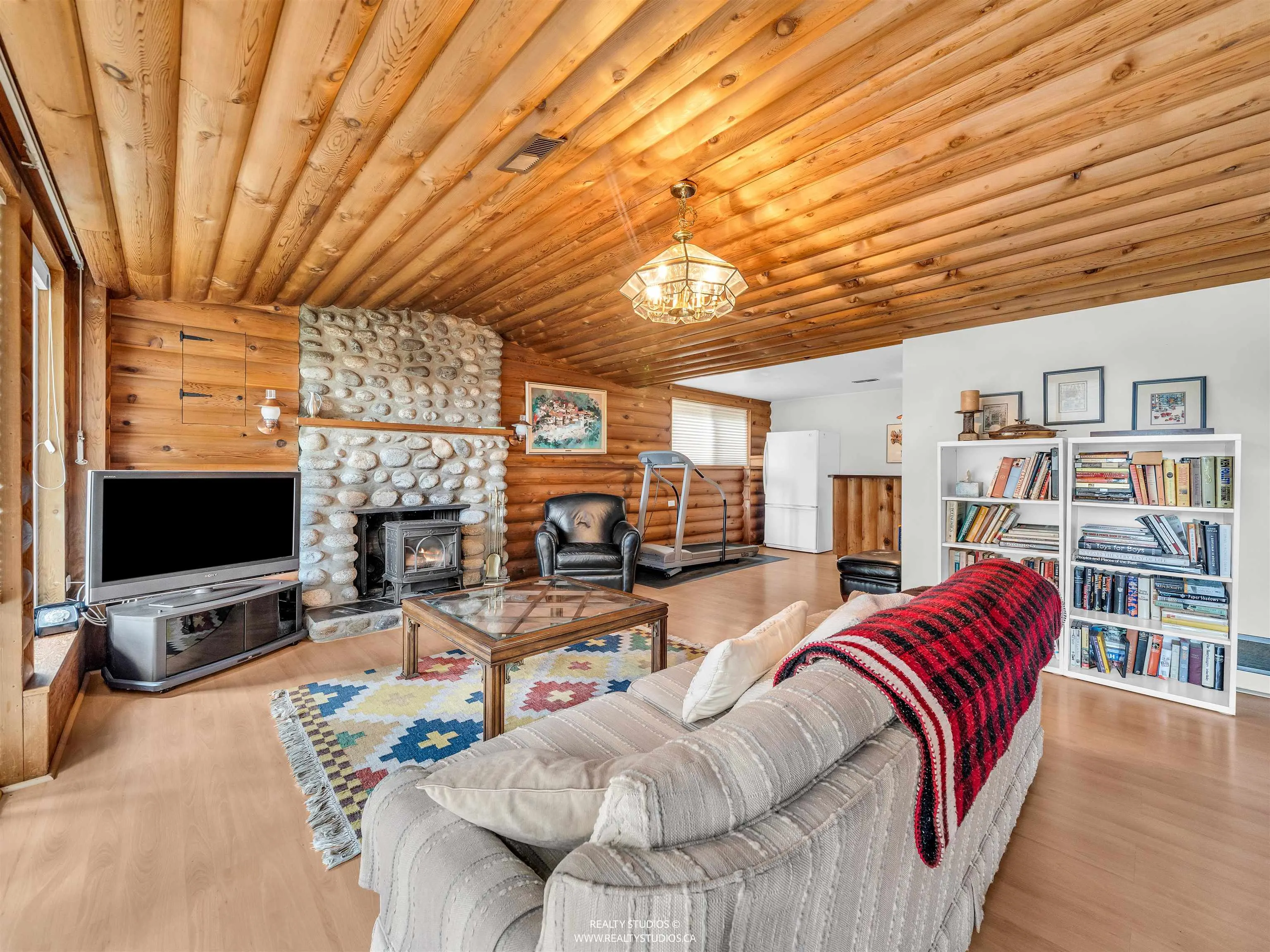 1202 Bracknell Crescent