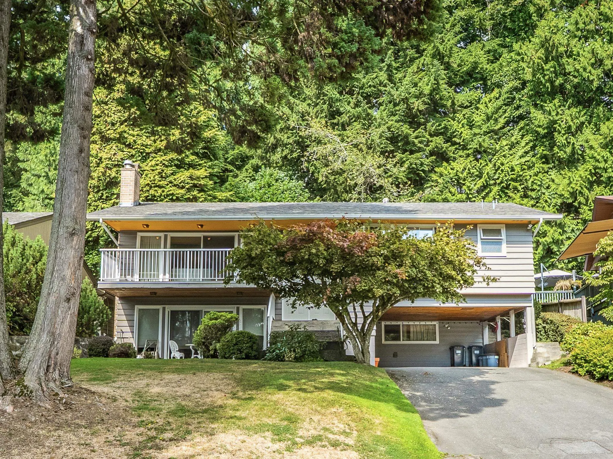 1202 Bracknell Crescent