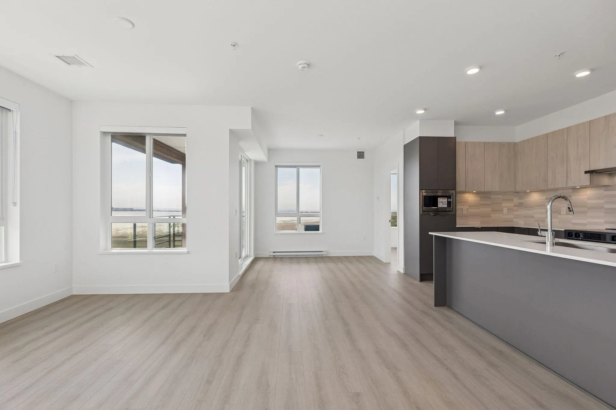 5XX 2463 Rabbit Drive