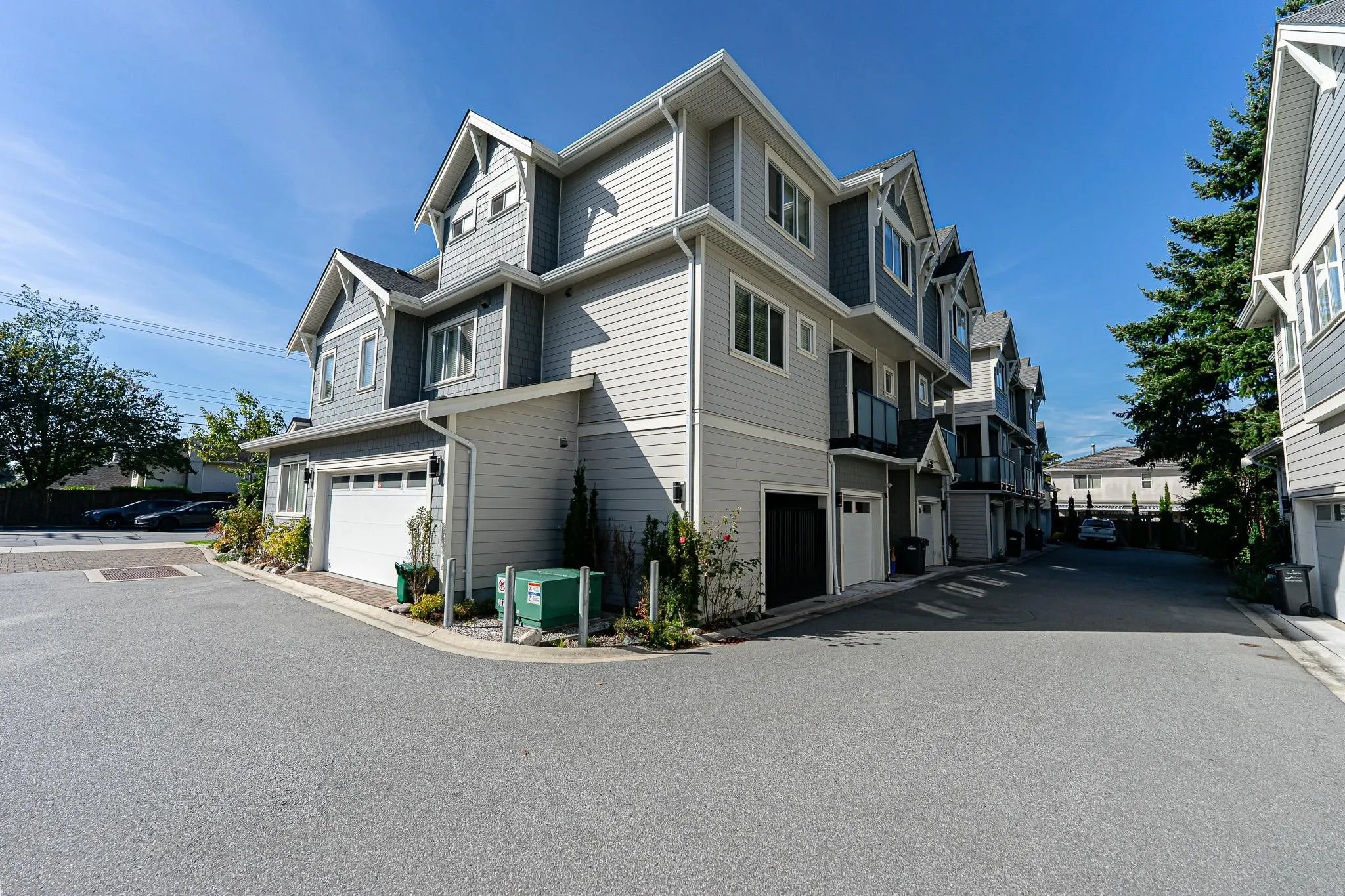 4 9080 No. 2 Road