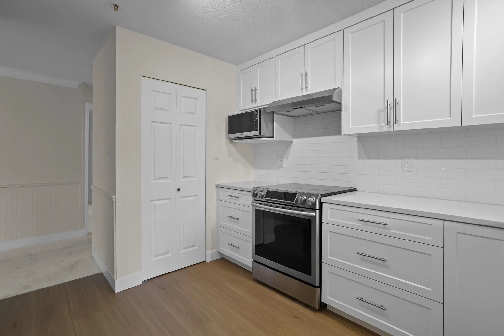 201 3172 Gladwin Road