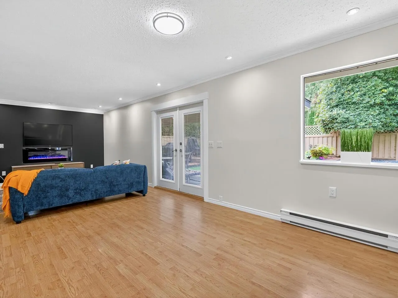 1131 Lombardy Drive