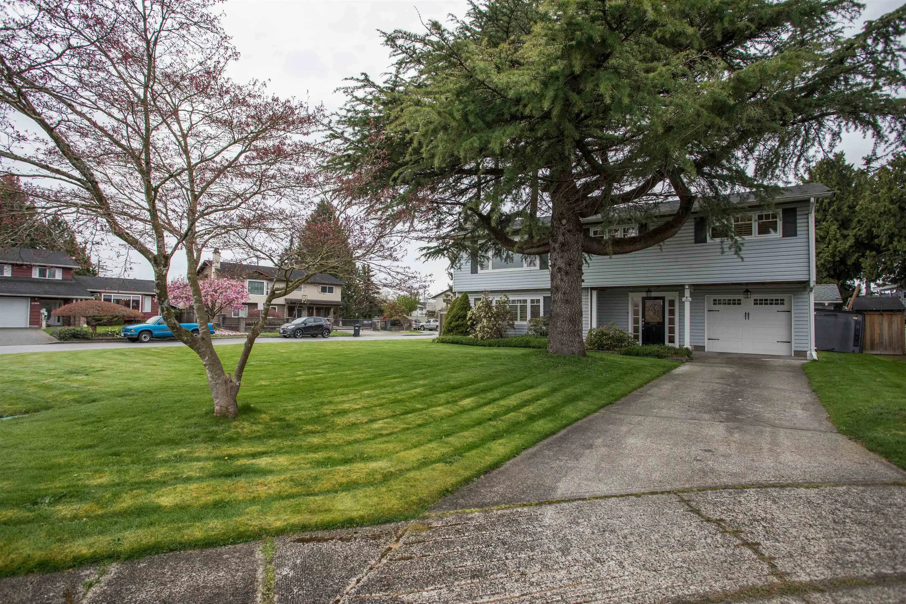 10811 Seahurst Place