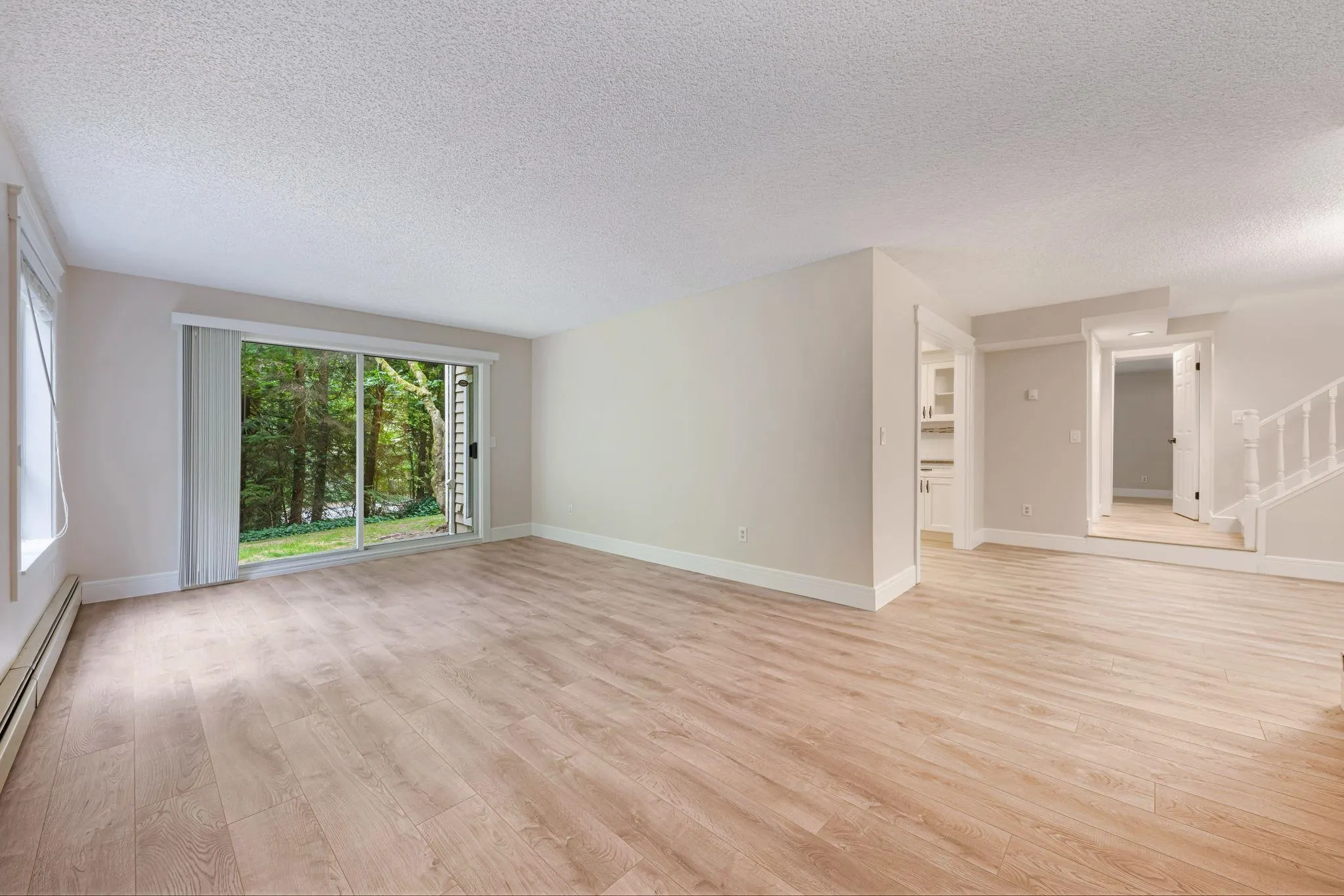 37 9000 Ash Grove Crescent