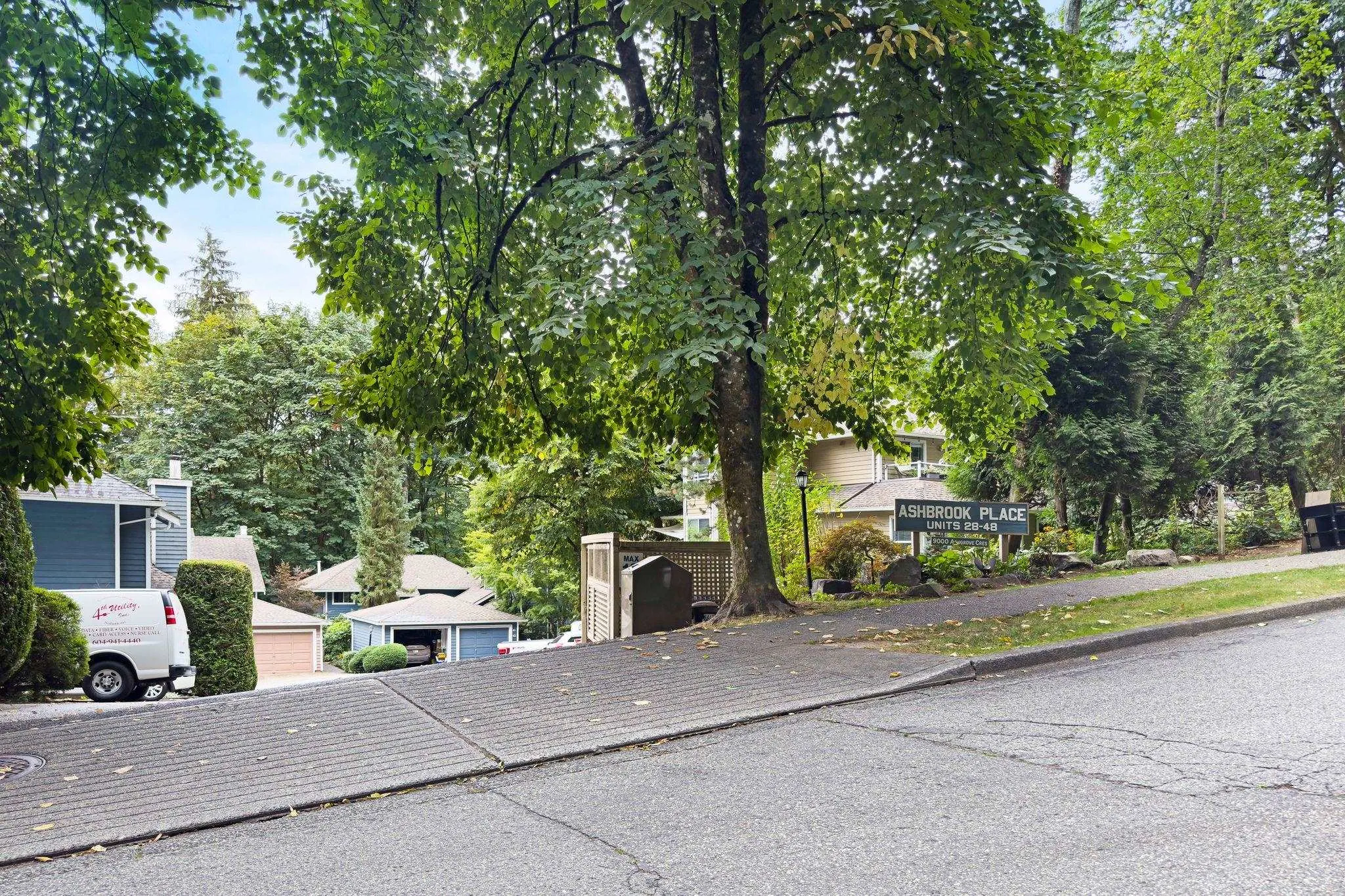 37 9000 Ash Grove Crescent