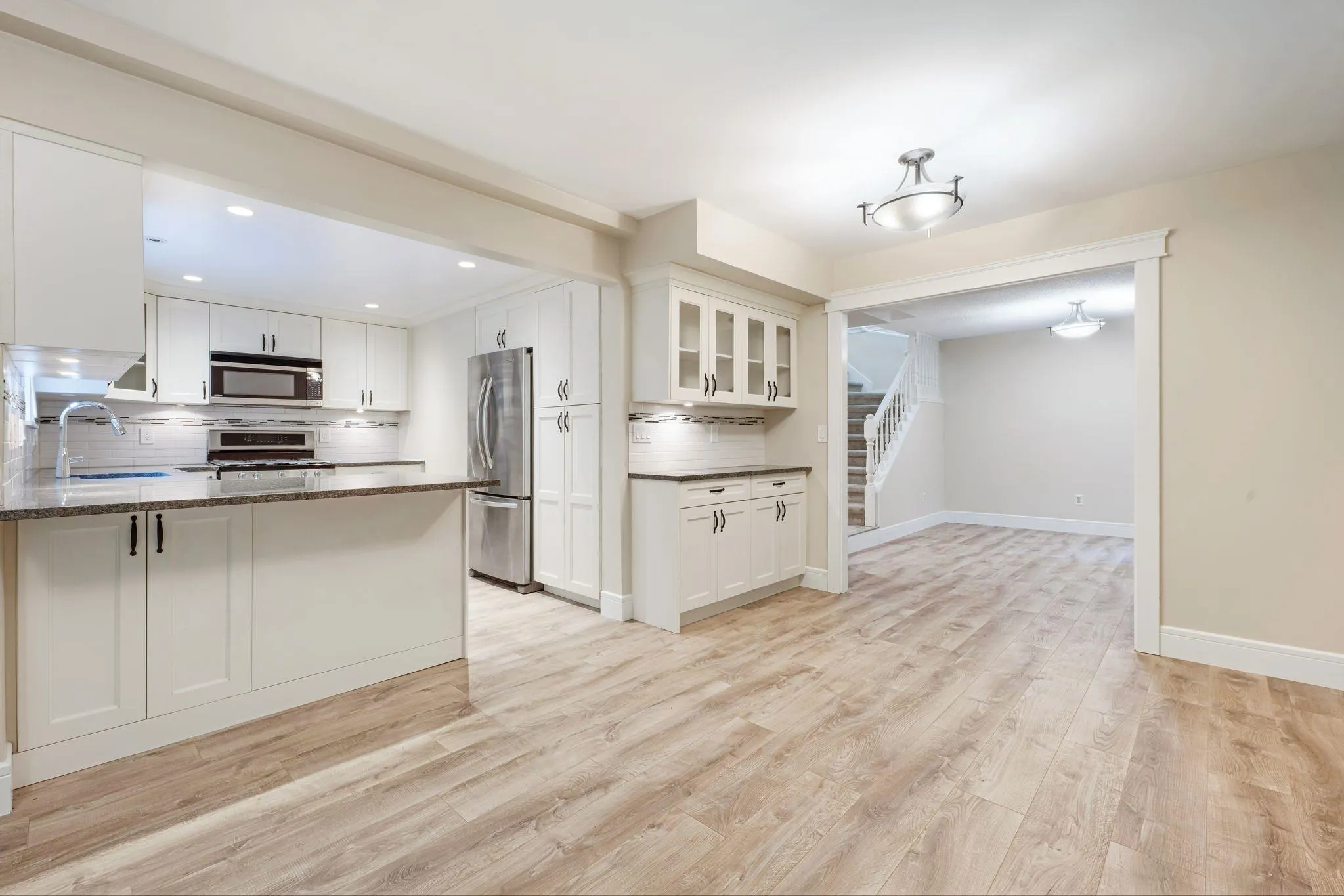37 9000 Ash Grove Crescent