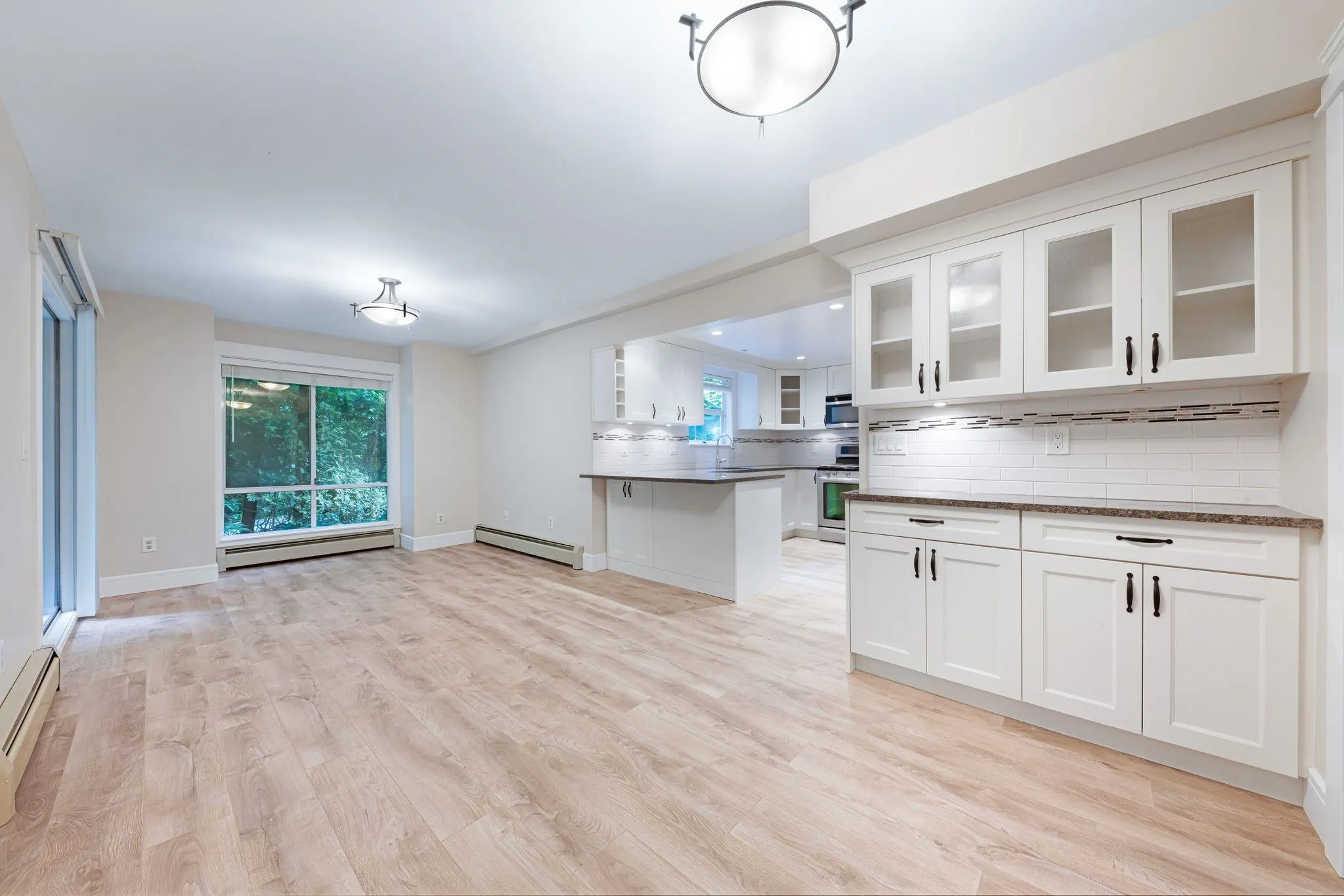 37 9000 Ash Grove Crescent