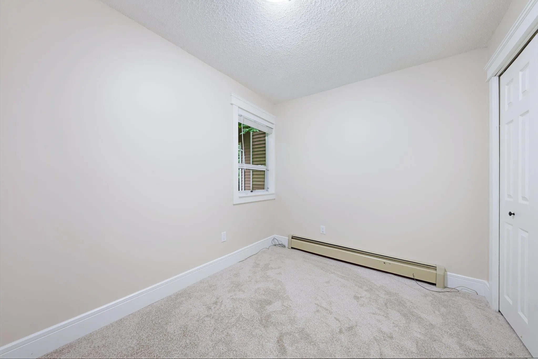 37 9000 Ash Grove Crescent