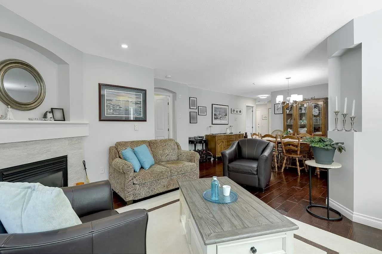 211 20976 56 Avenue