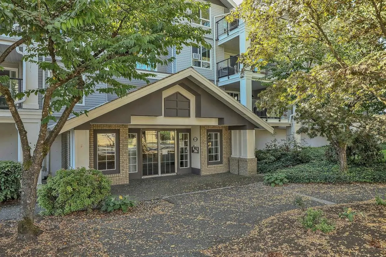 211 20976 56 Avenue