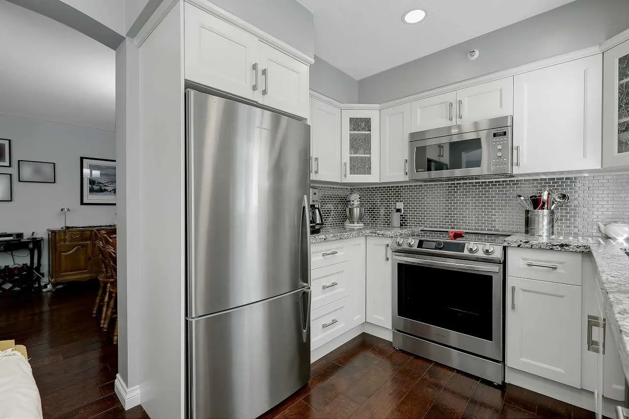 211 20976 56 Avenue