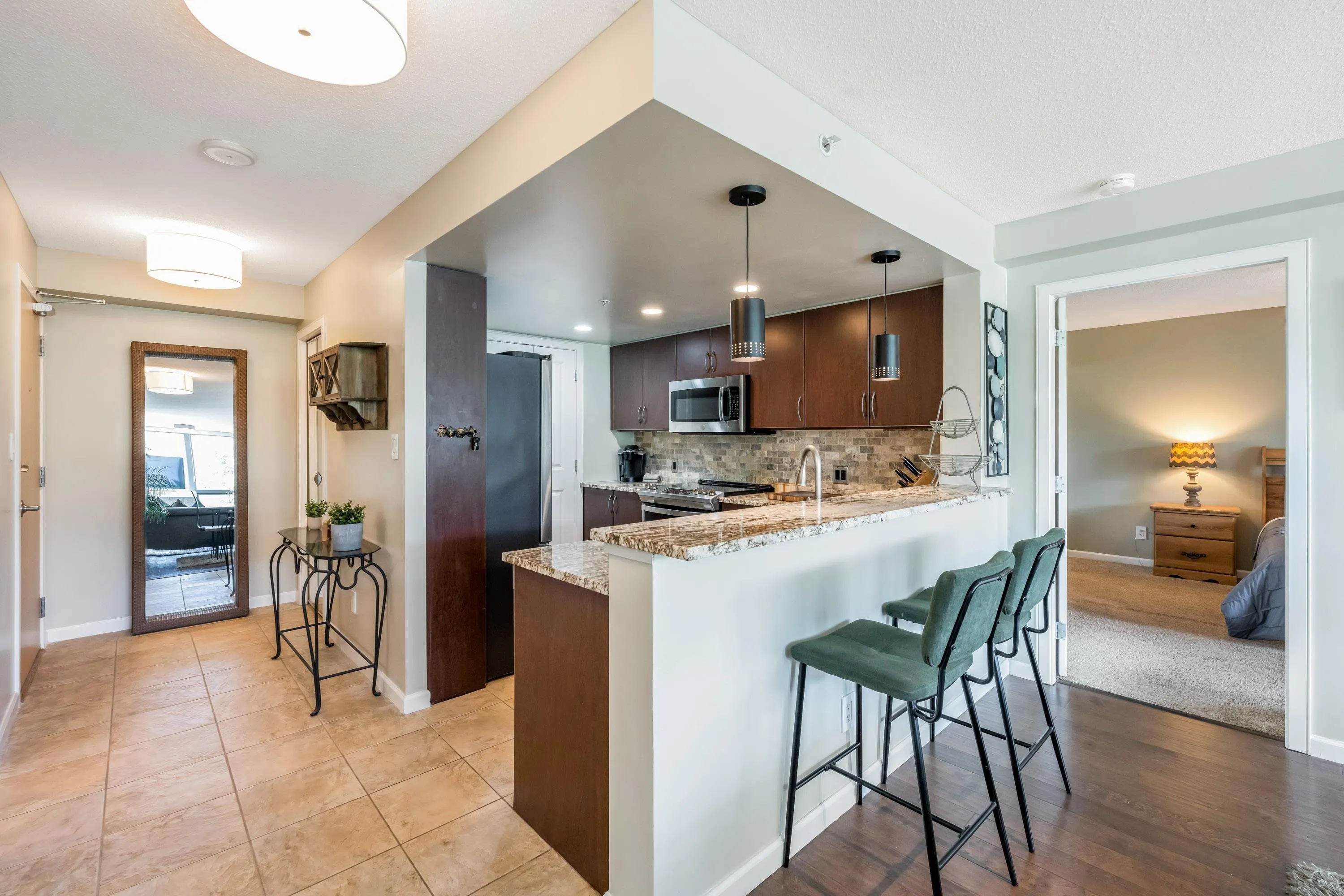 1601 290 Newport Drive