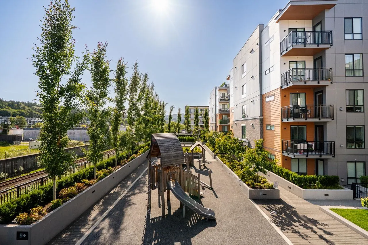 435 55 Klahanie Drive