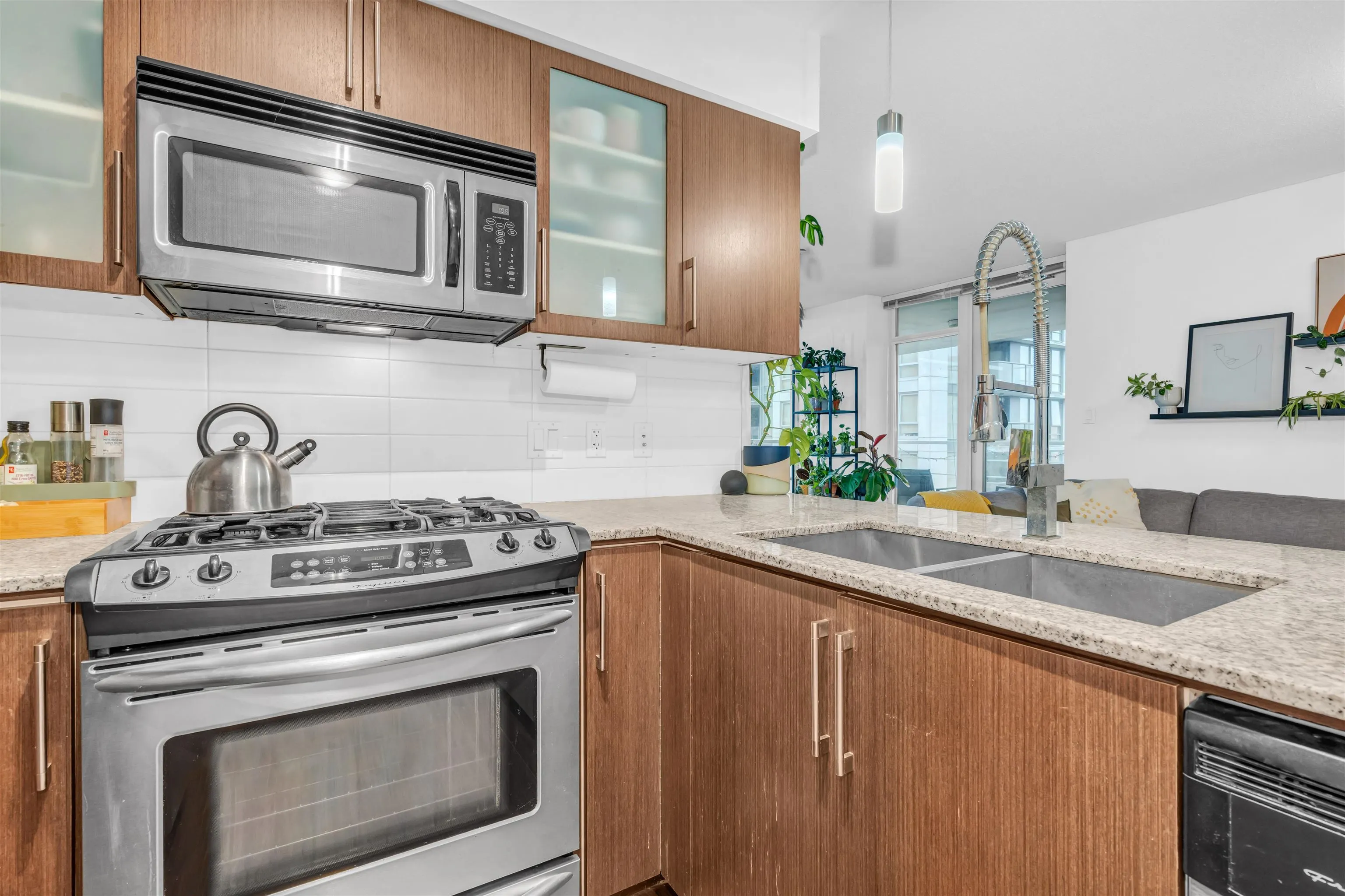 905 8068 Westminster Highway