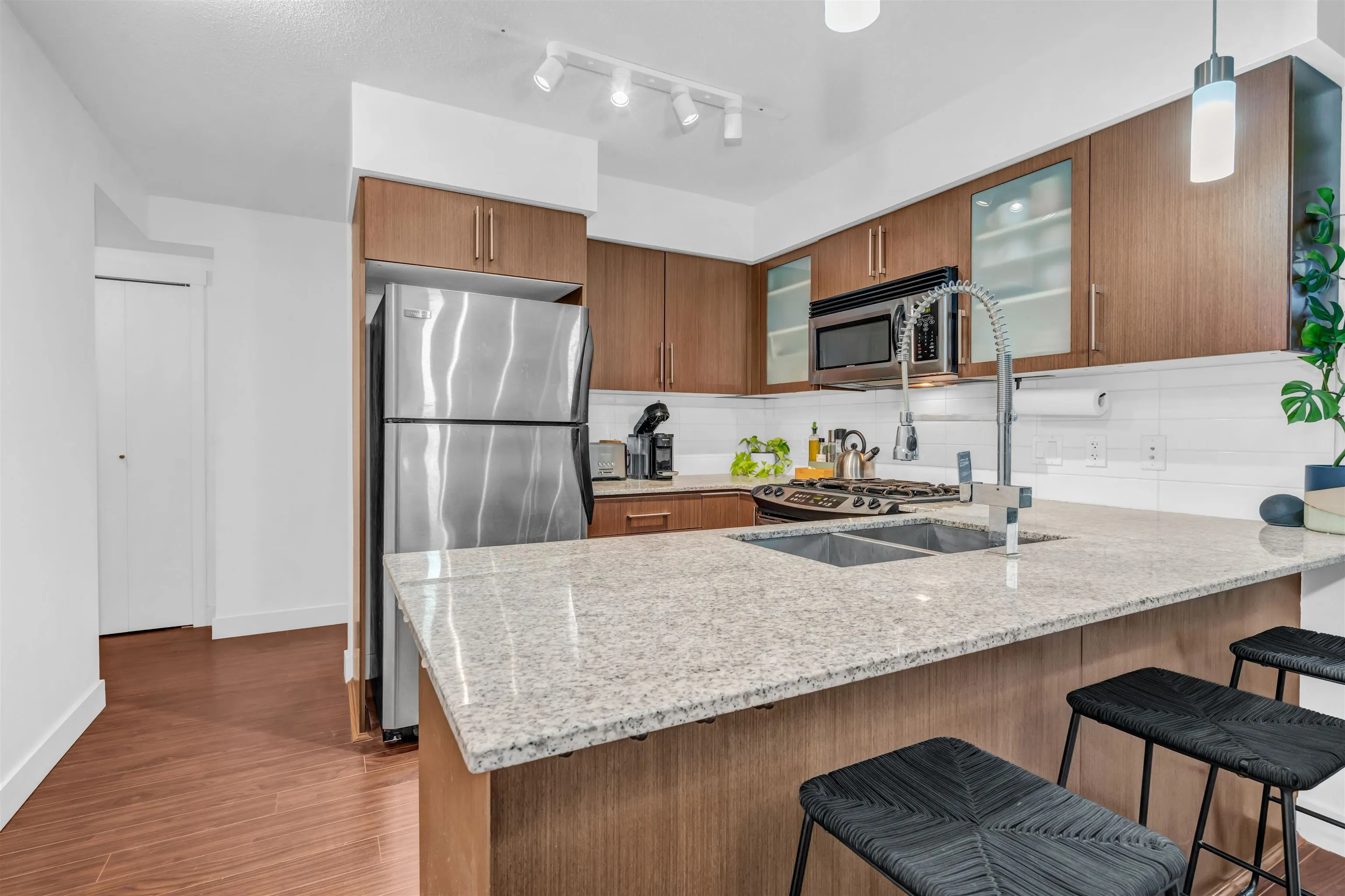 905 8068 Westminster Highway