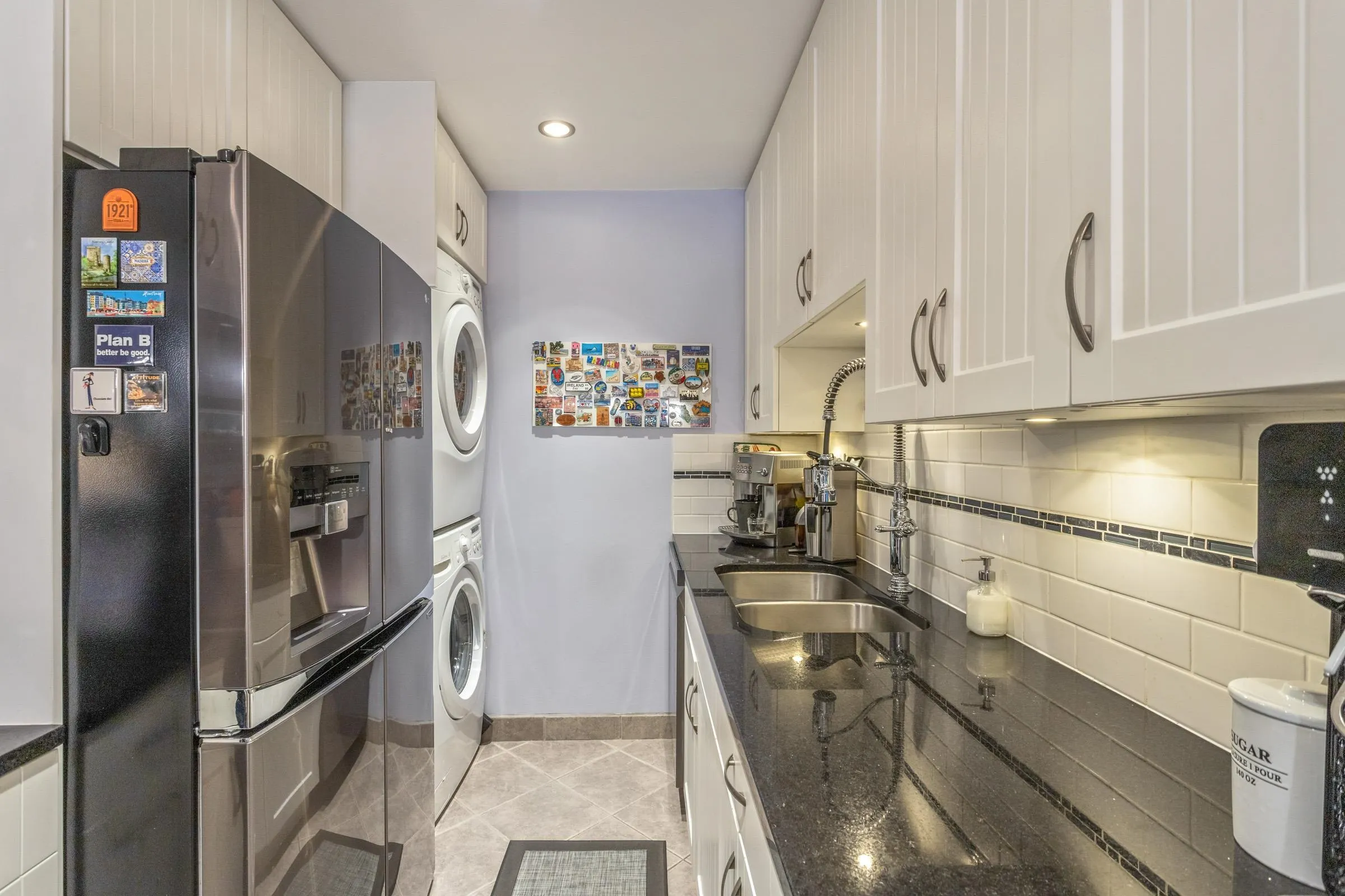 101 1352 W 10th Avenue