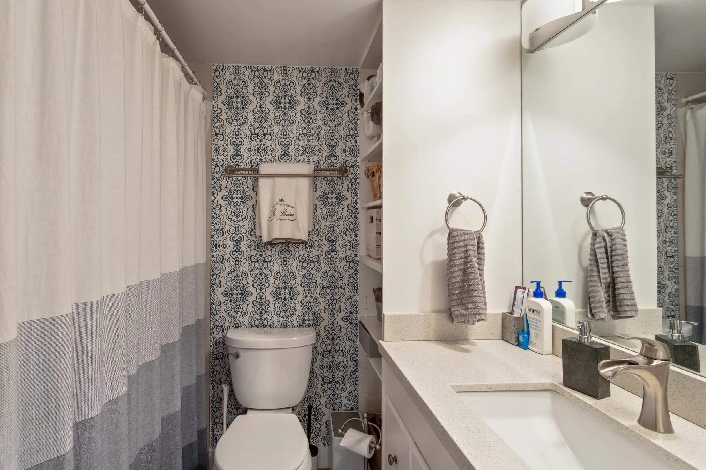 101 1352 W 10th Avenue