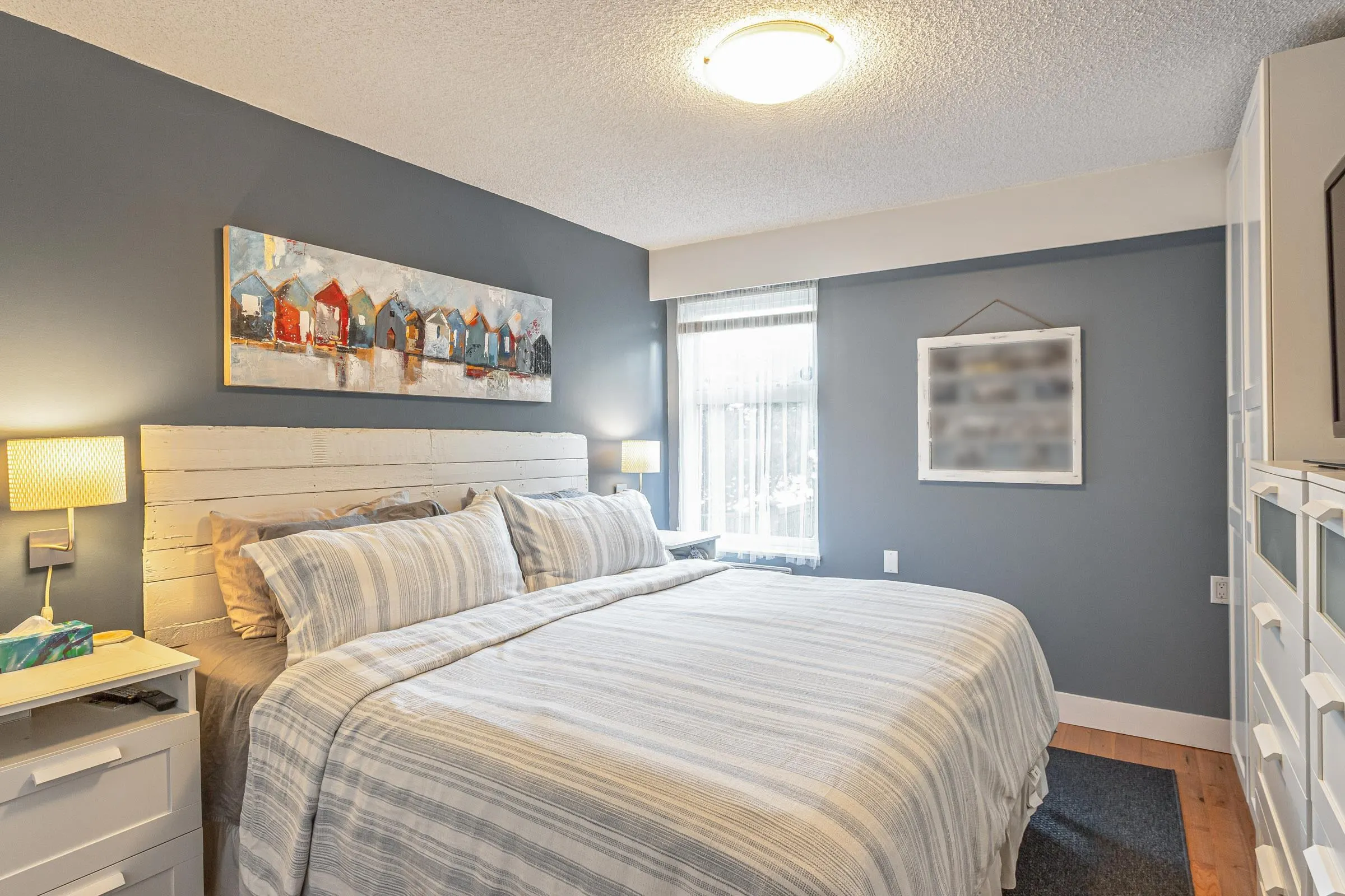 101 1352 W 10th Avenue