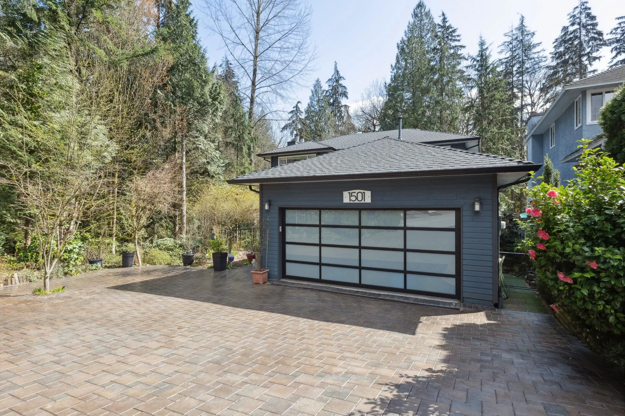 1501 Ostler Court