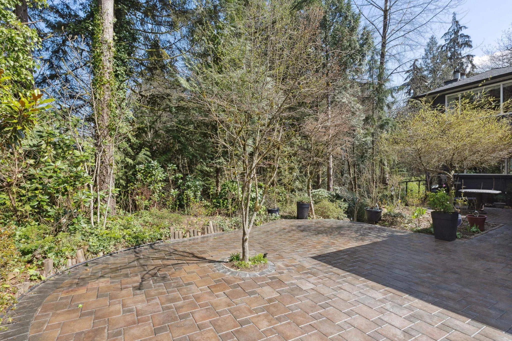 1501 Ostler Court