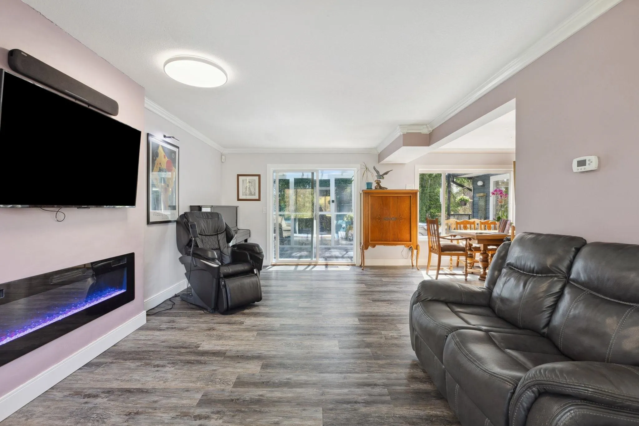 1501 Ostler Court