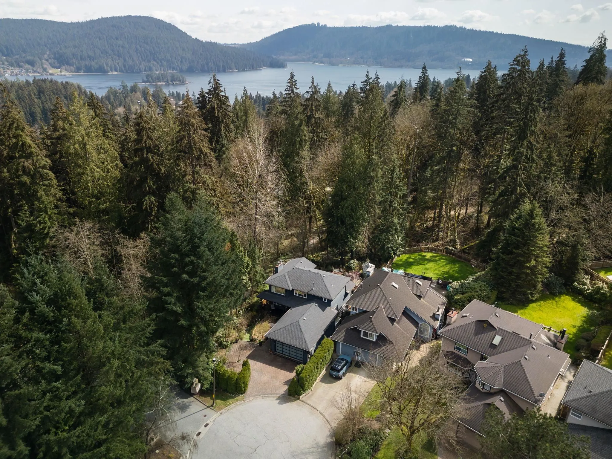 1501 Ostler Court