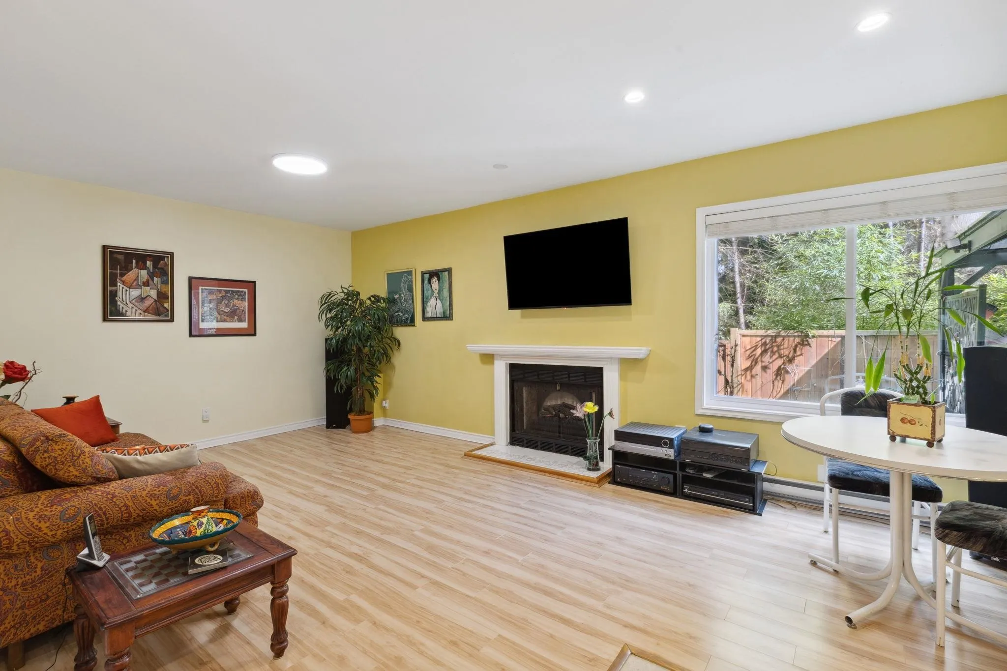1501 Ostler Court