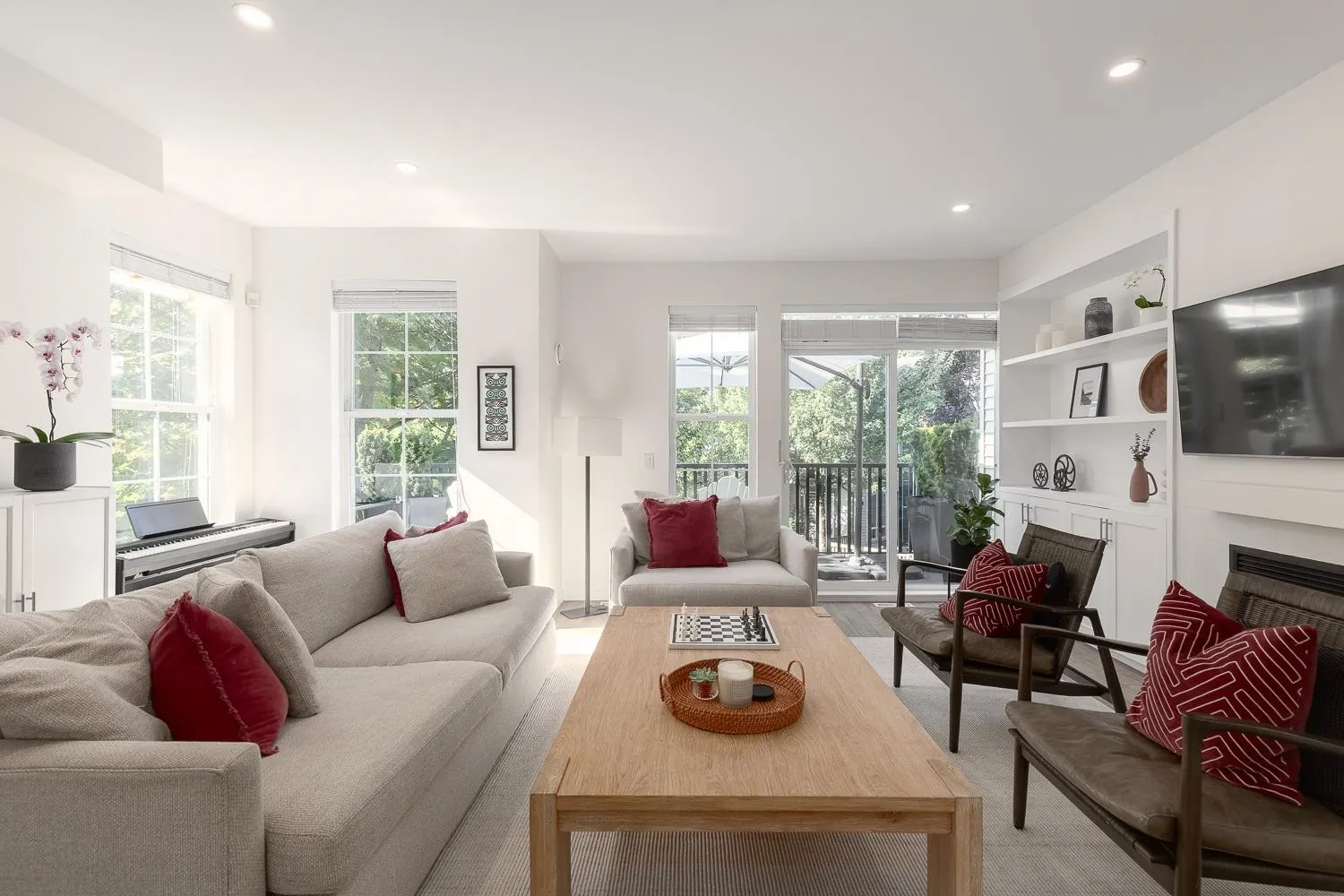 45 2200 Panorama Drive