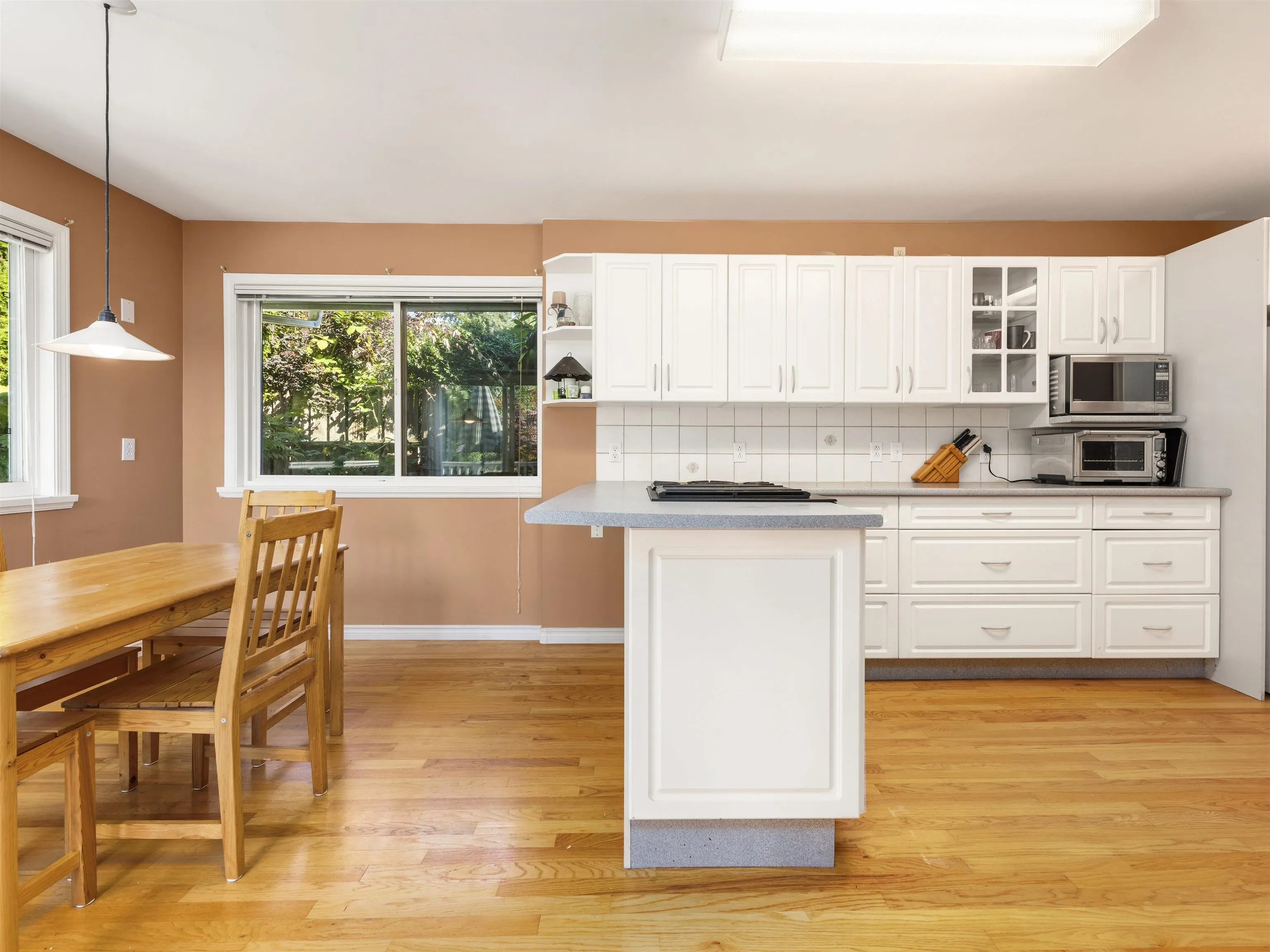 1224 W 23rd Street
