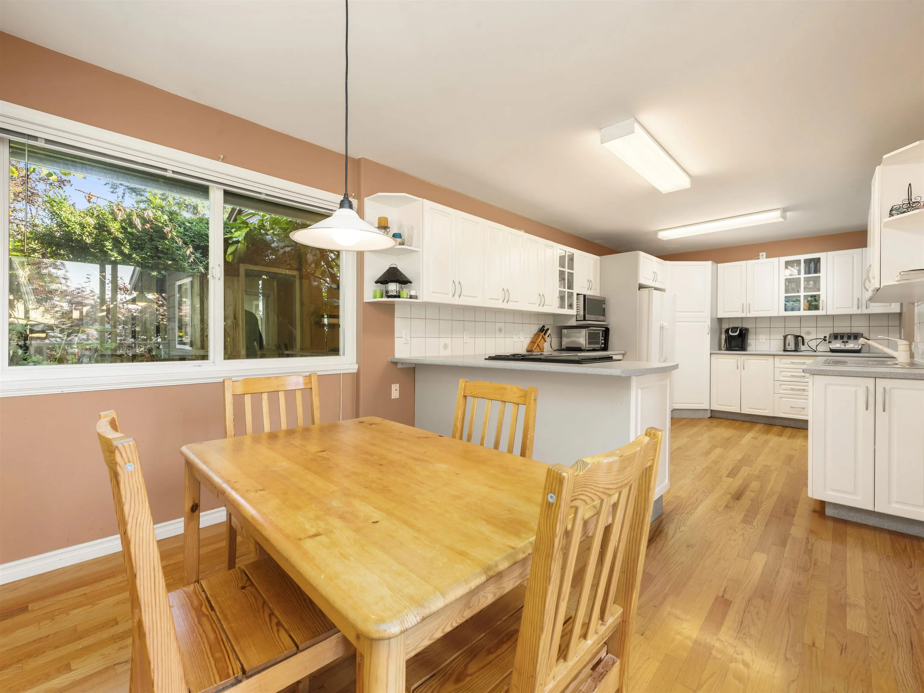 1224 W 23rd Street