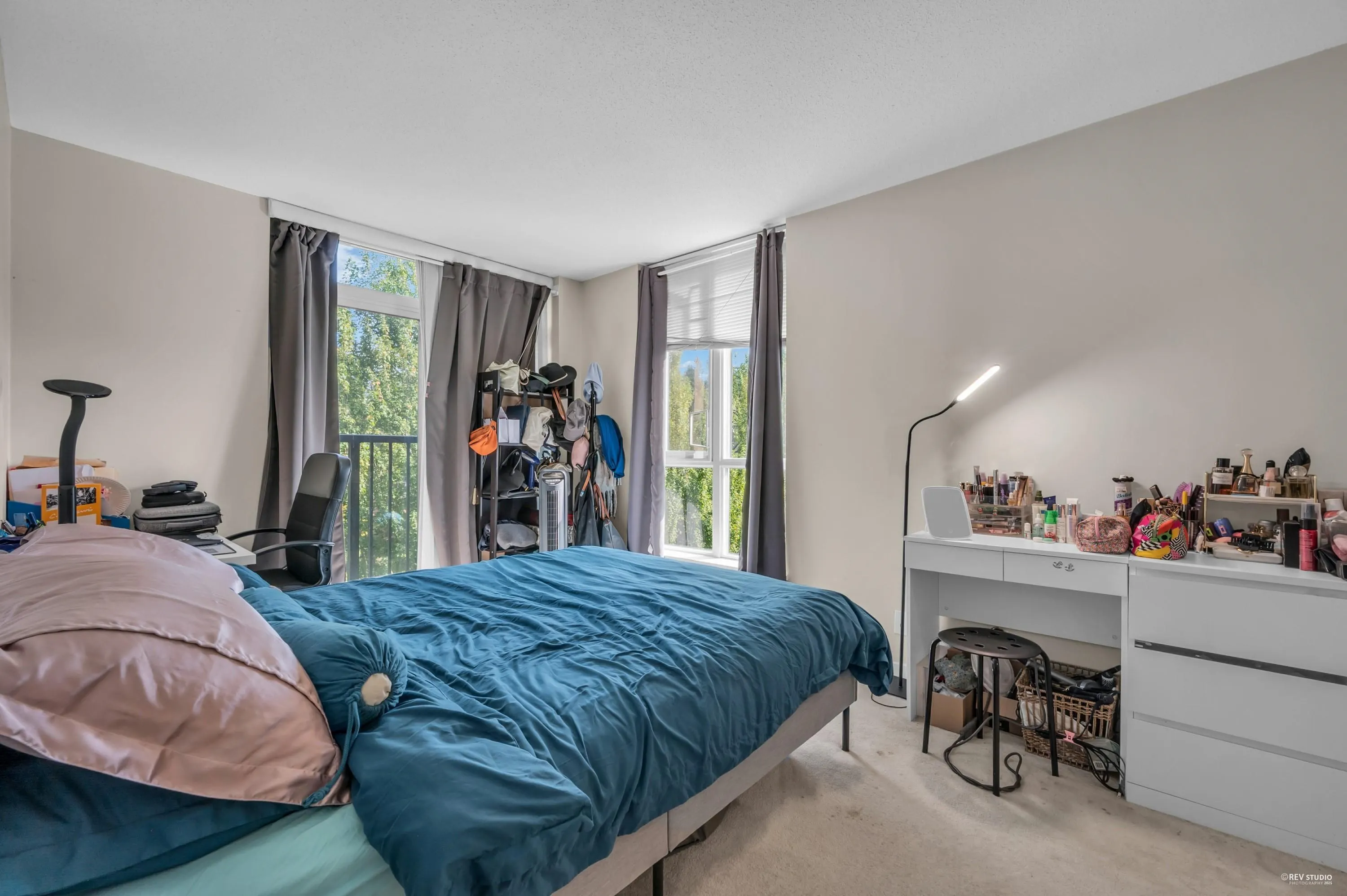 303 1178 Heffley Crescent