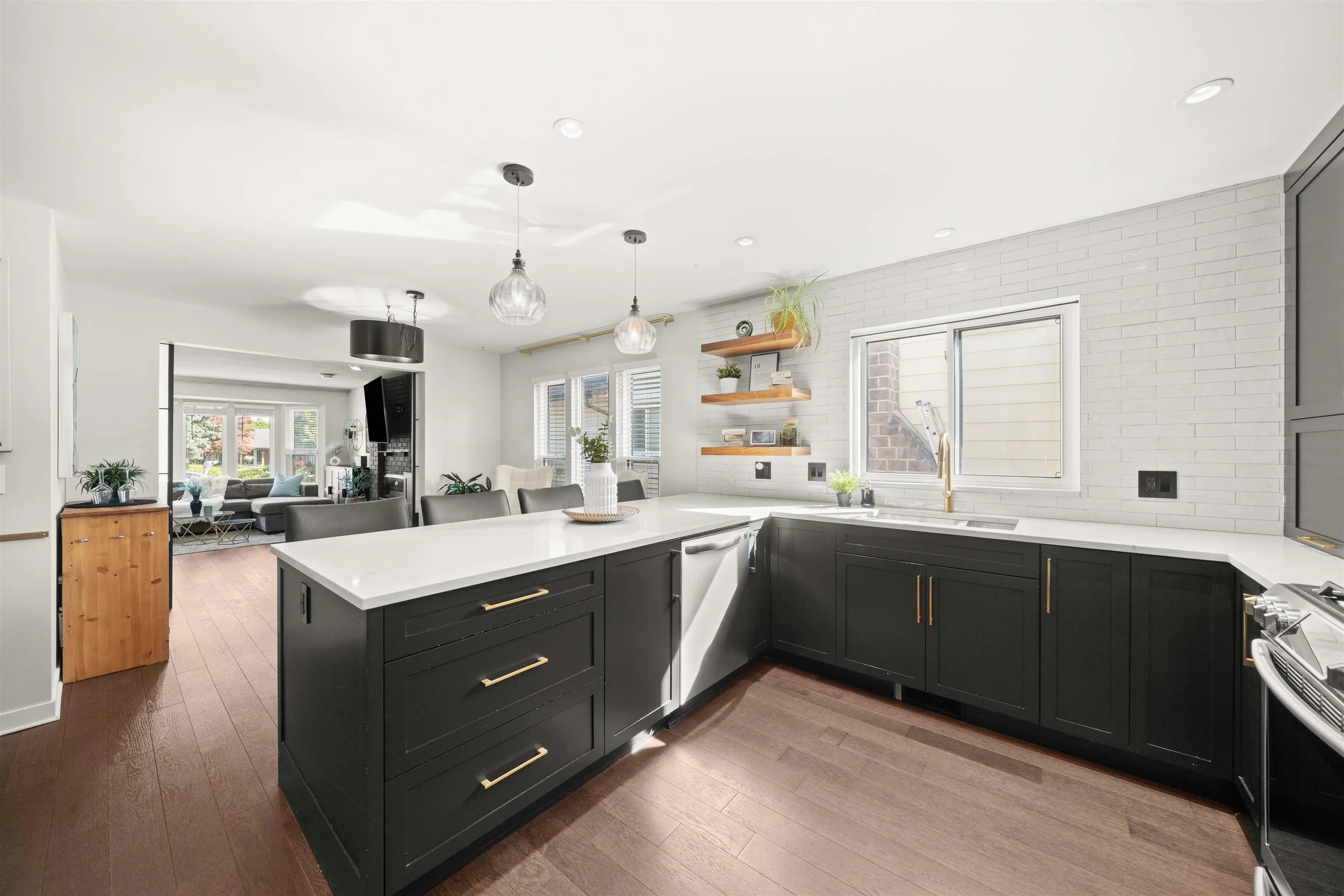 4939 Linden Drive