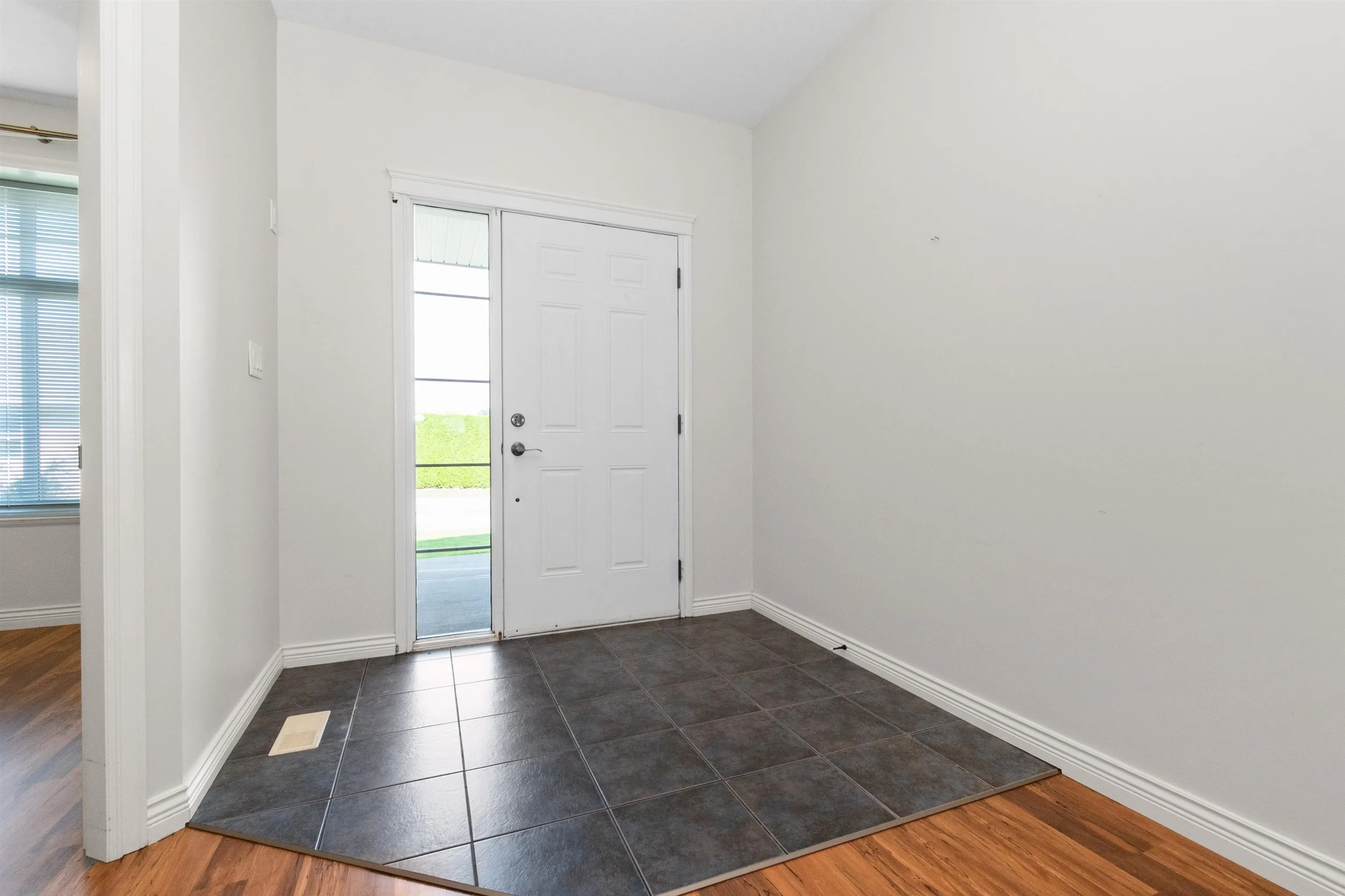 46516 Hearthstone Avenue