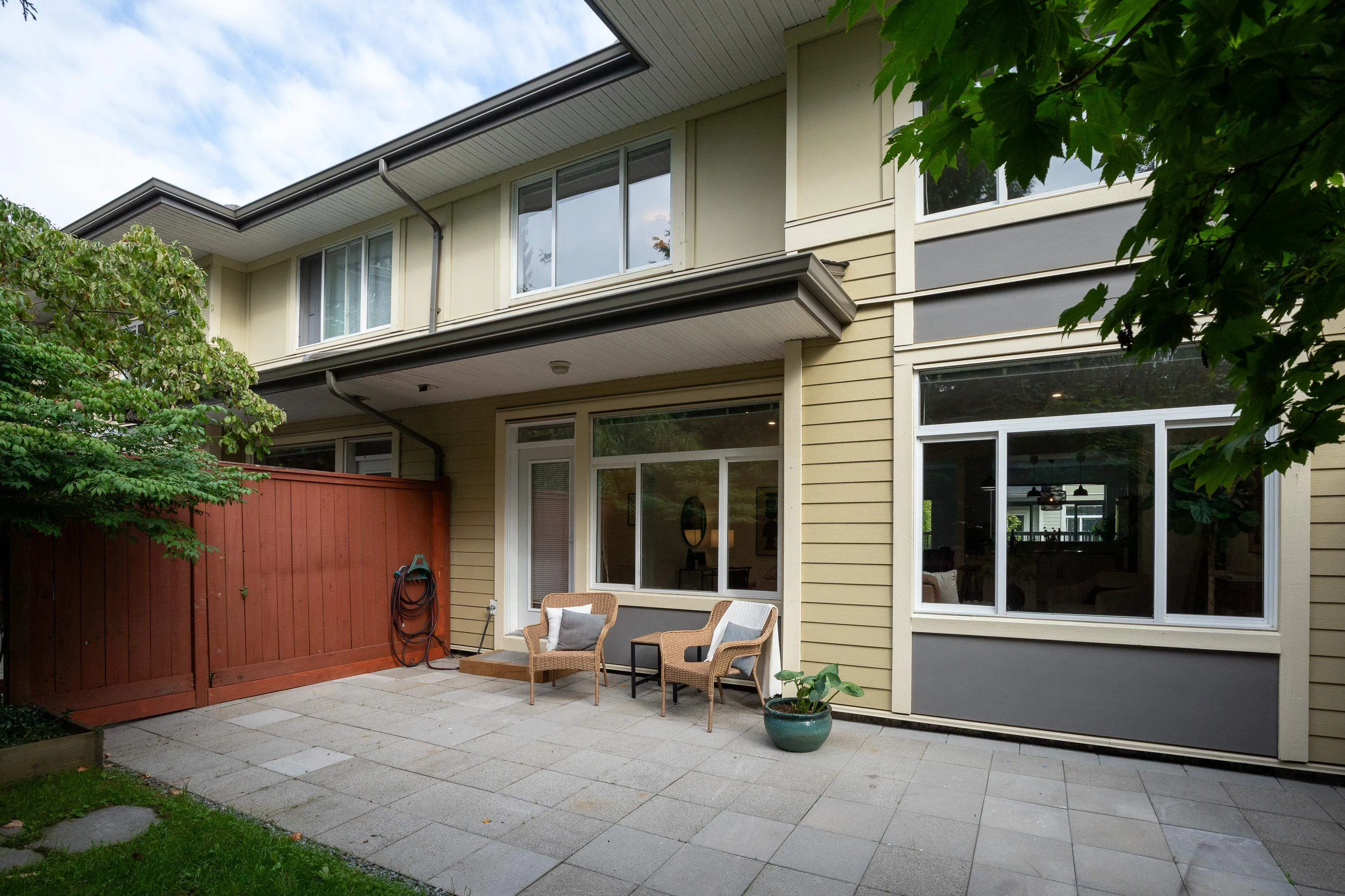 41 40632 Government Road