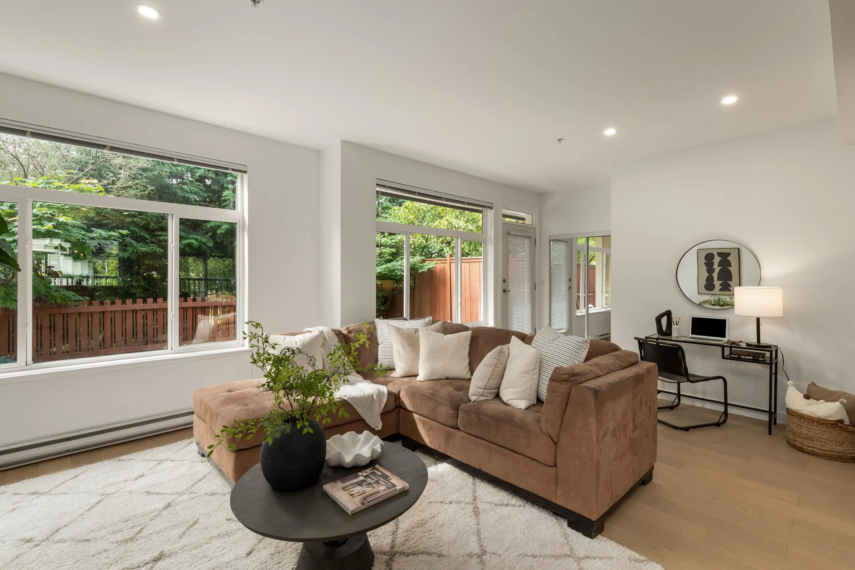 41 40632 Government Road